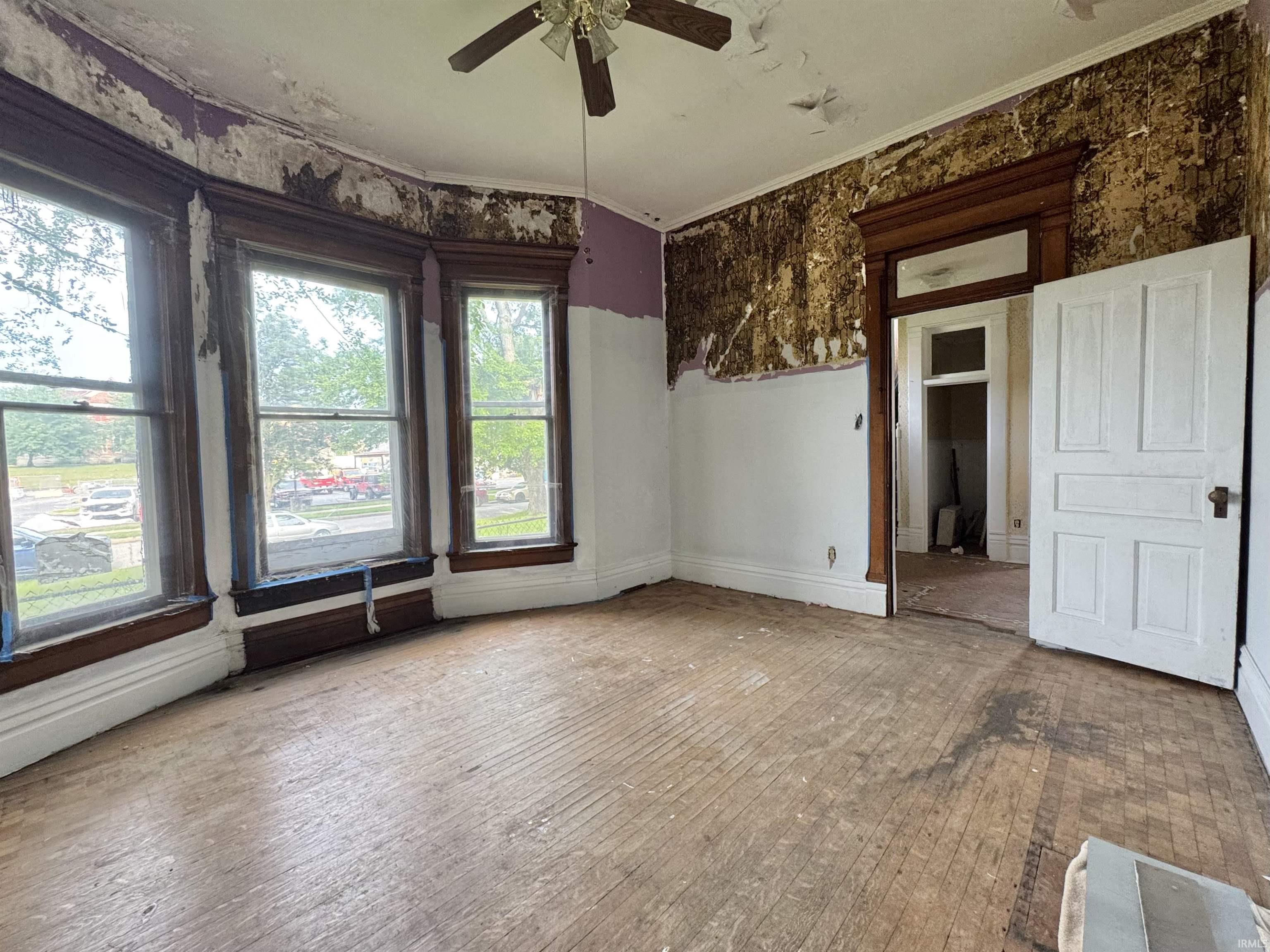 806 E Market Street