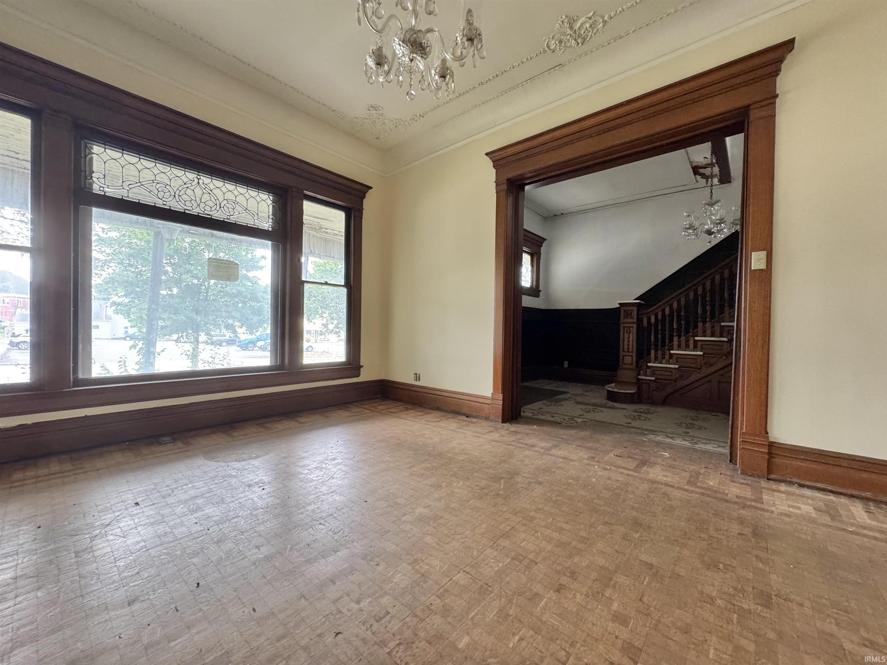 806 E Market Street