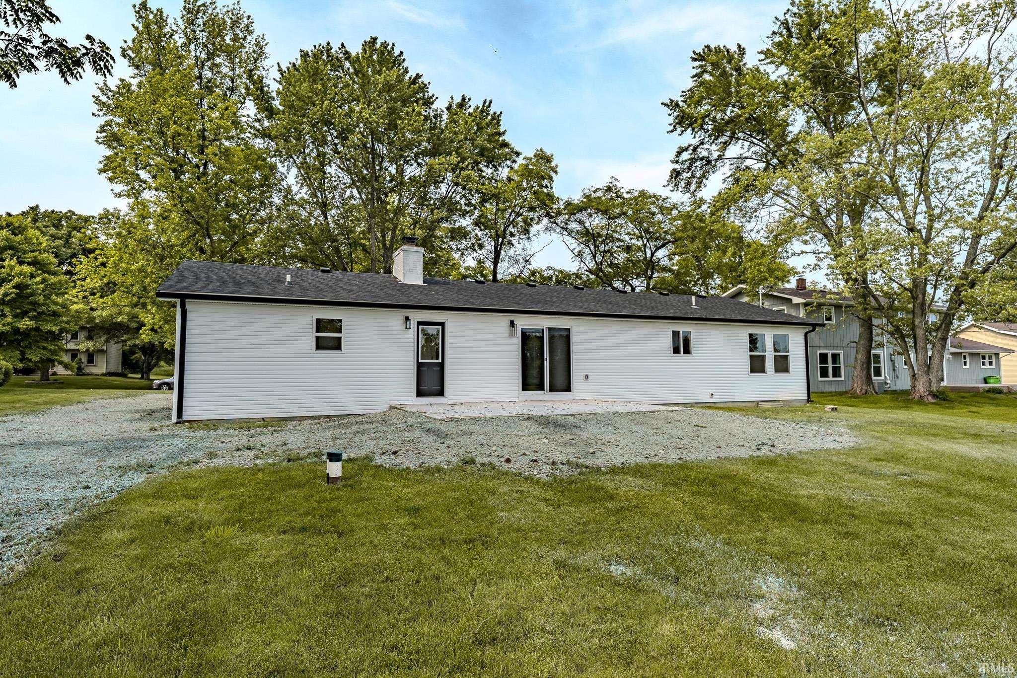 2135 Old Oak Drive