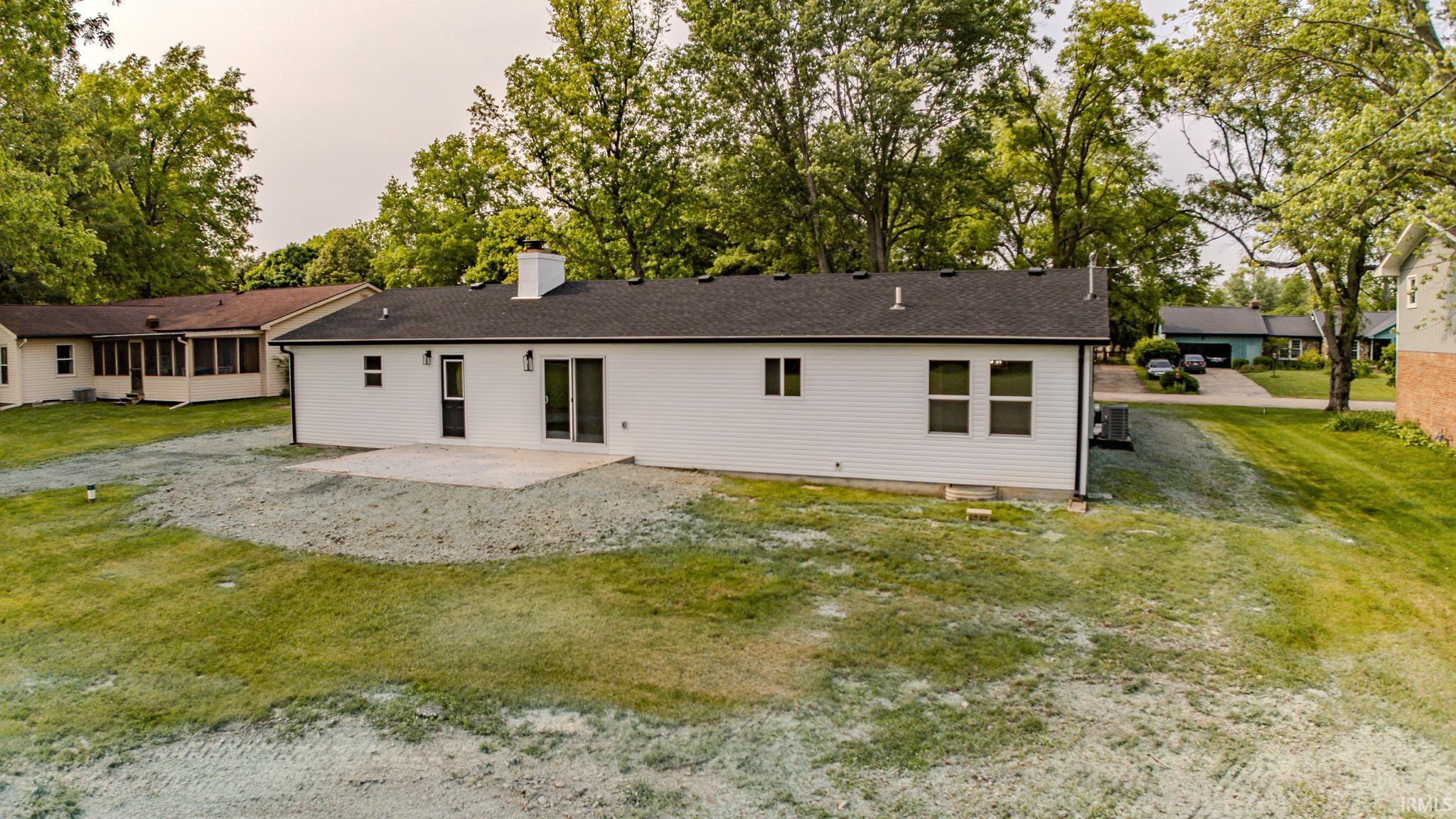 2135 Old Oak Drive