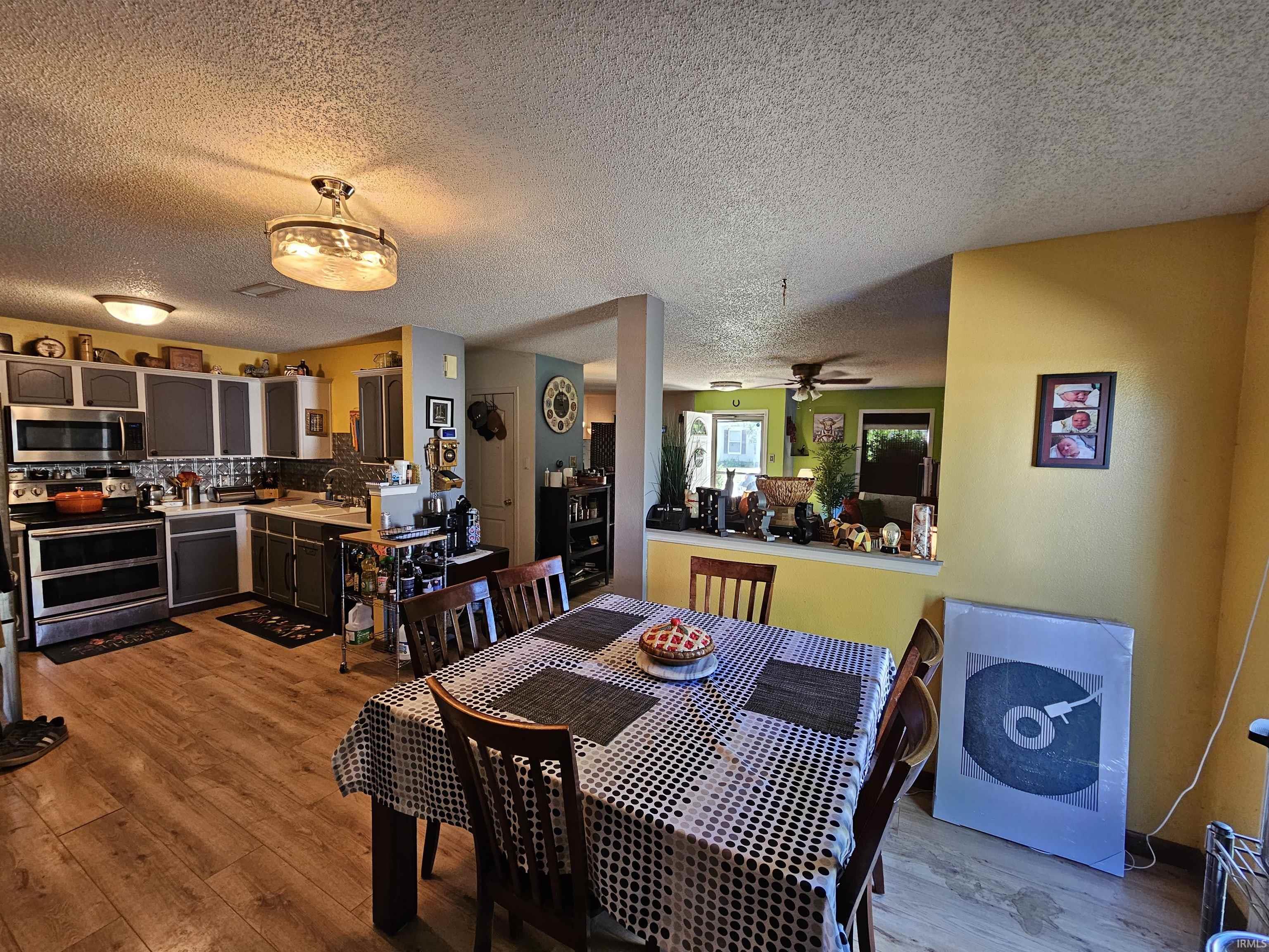 2566 Brewster Lane