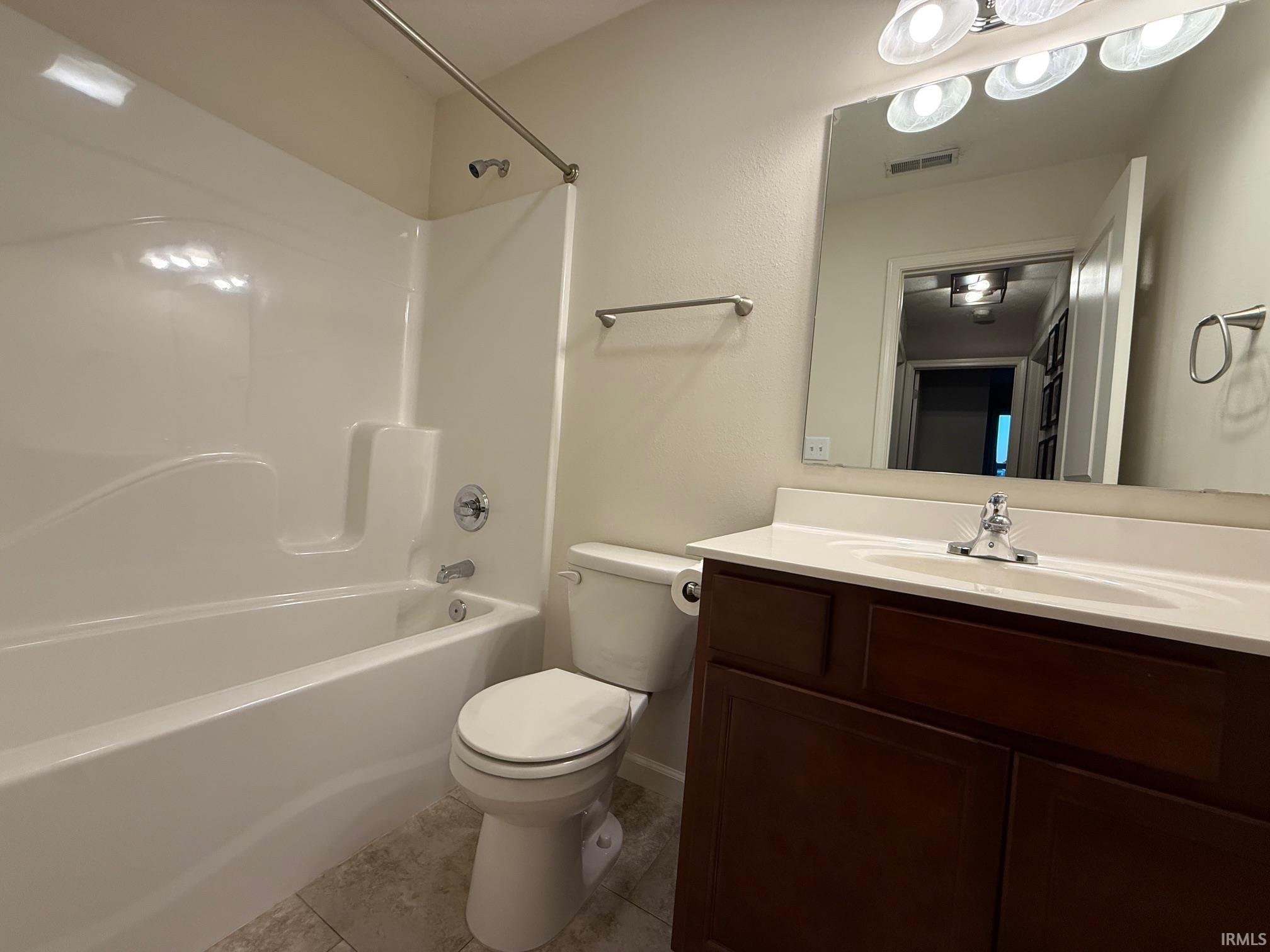 3211 Tanager Drive