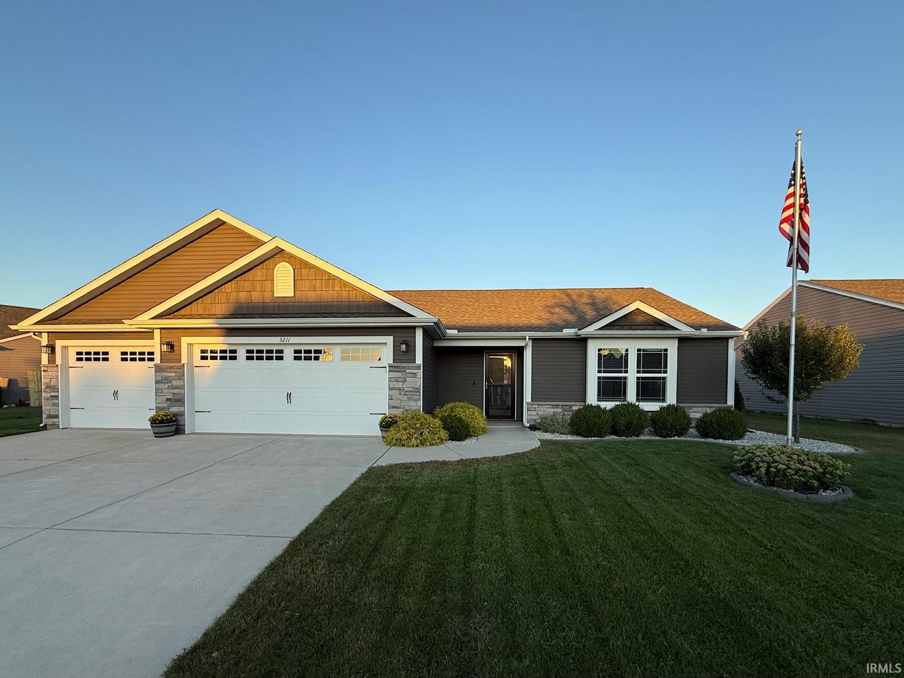 3211 Tanager Drive
