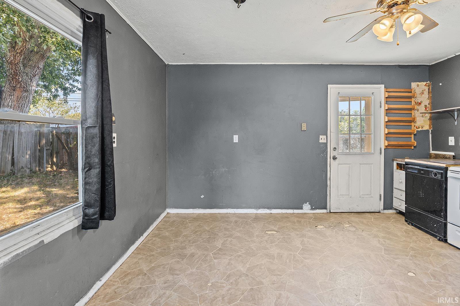 3025 Fairwood Drive
