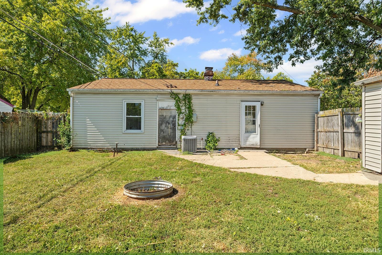 3025 Fairwood Drive