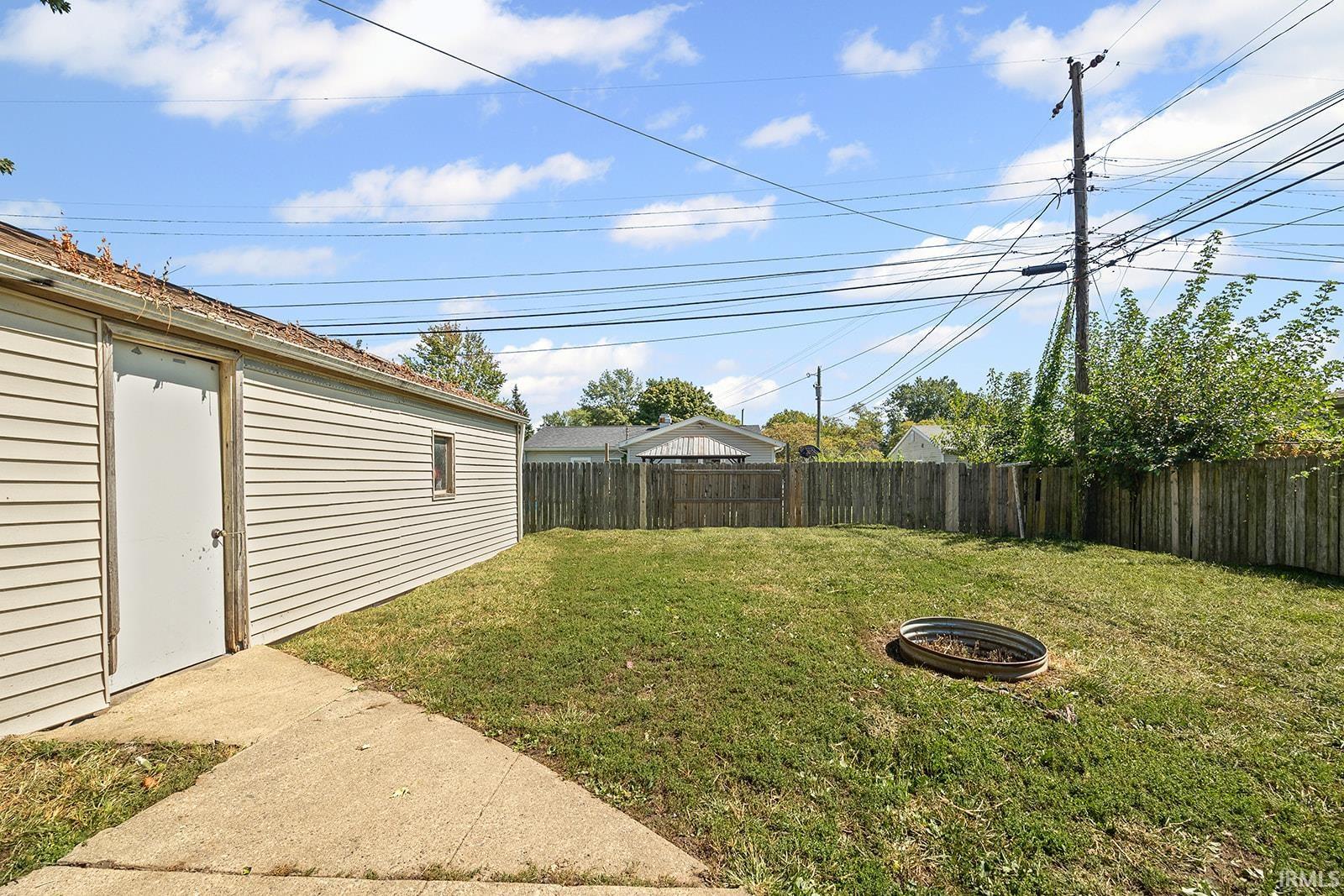 3025 Fairwood Drive