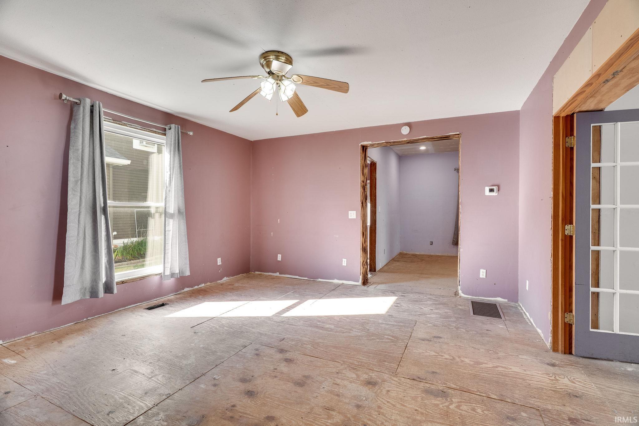 29 W Center Street