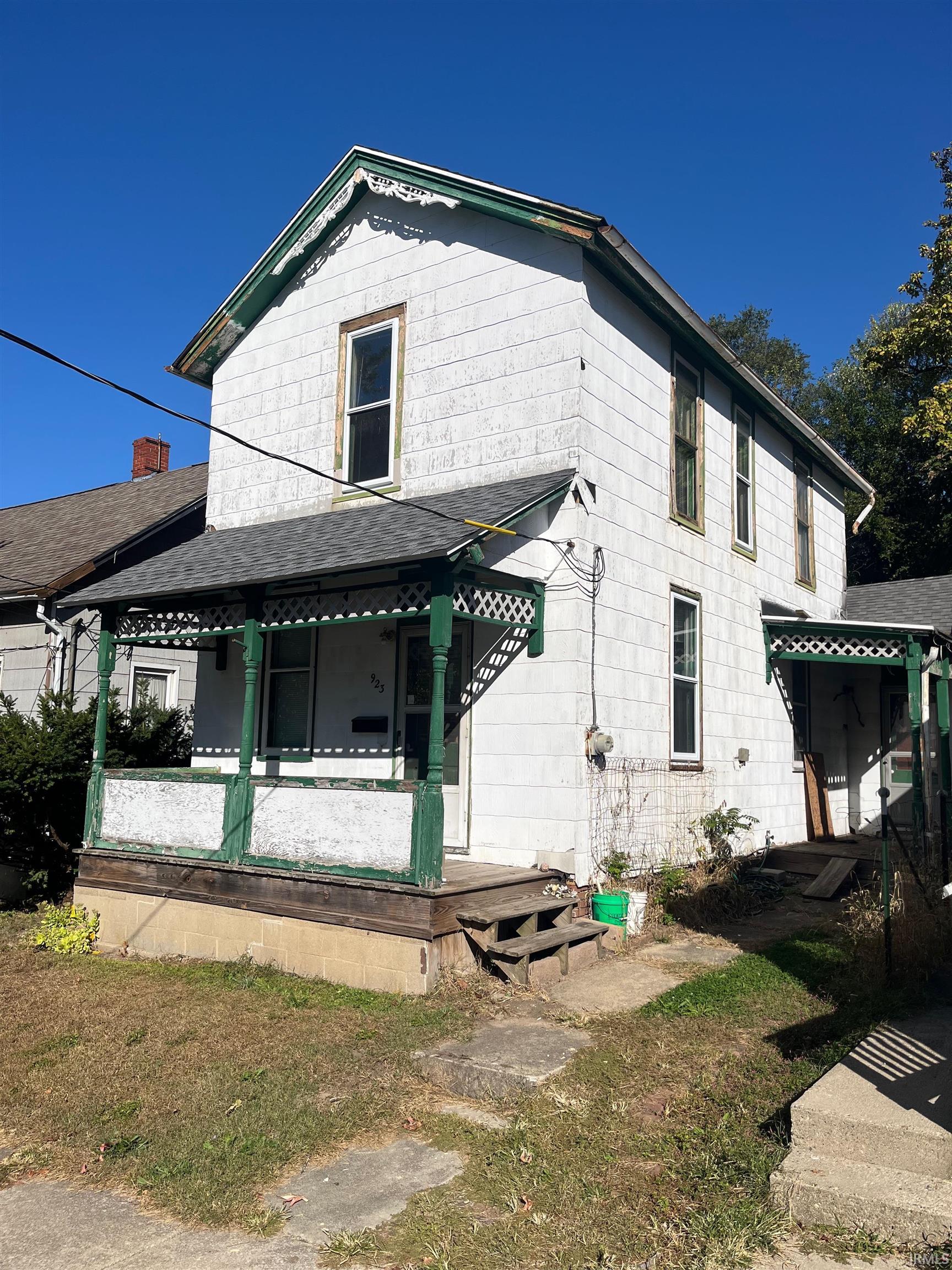 923 Holloway Drive