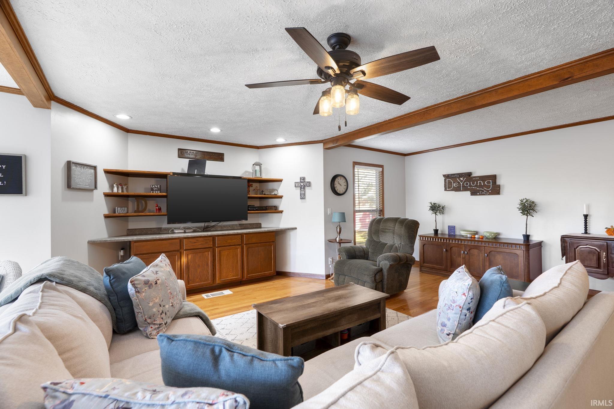 1323 Locust Place