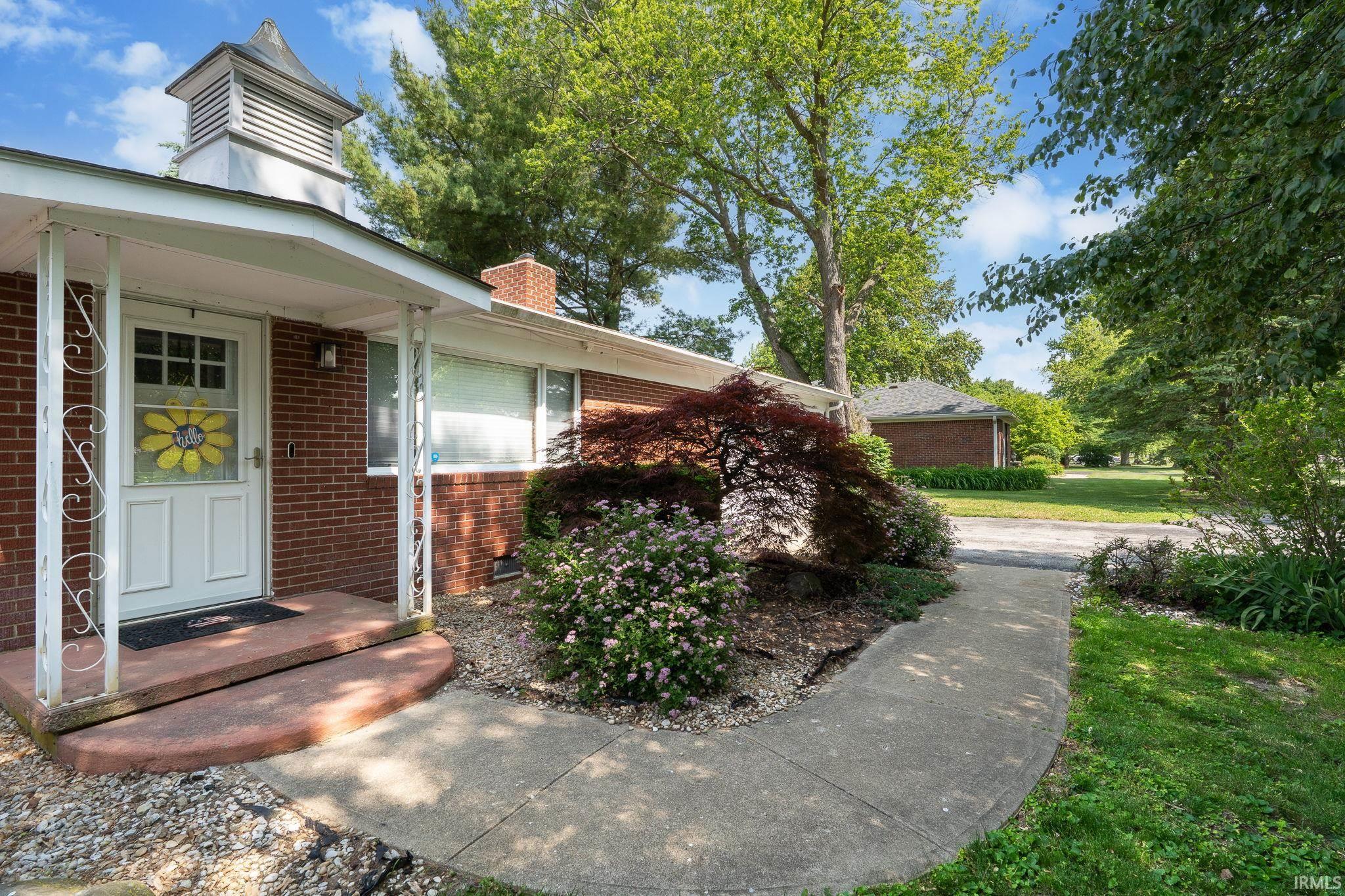 1323 Locust Place