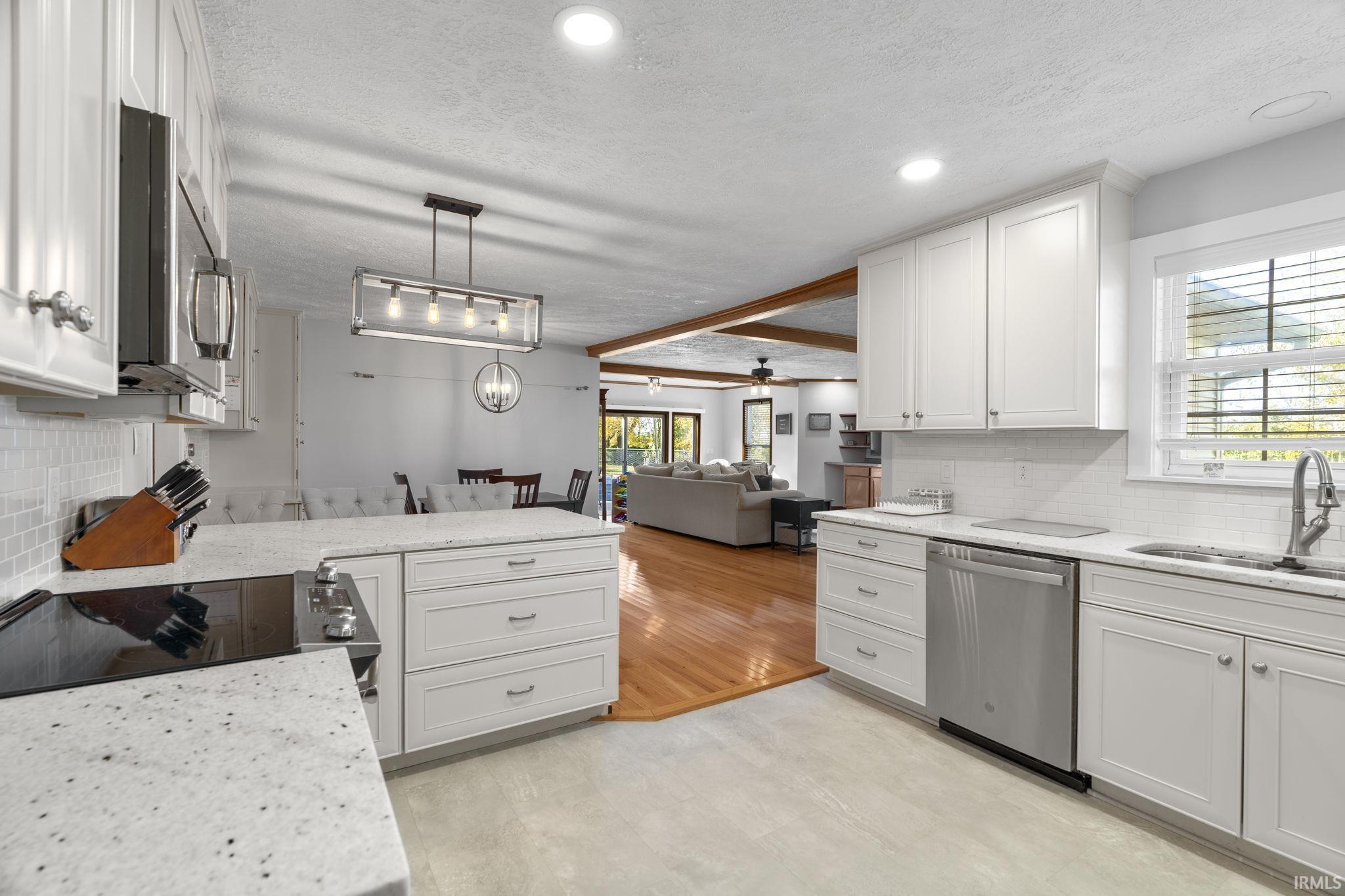 1323 Locust Place