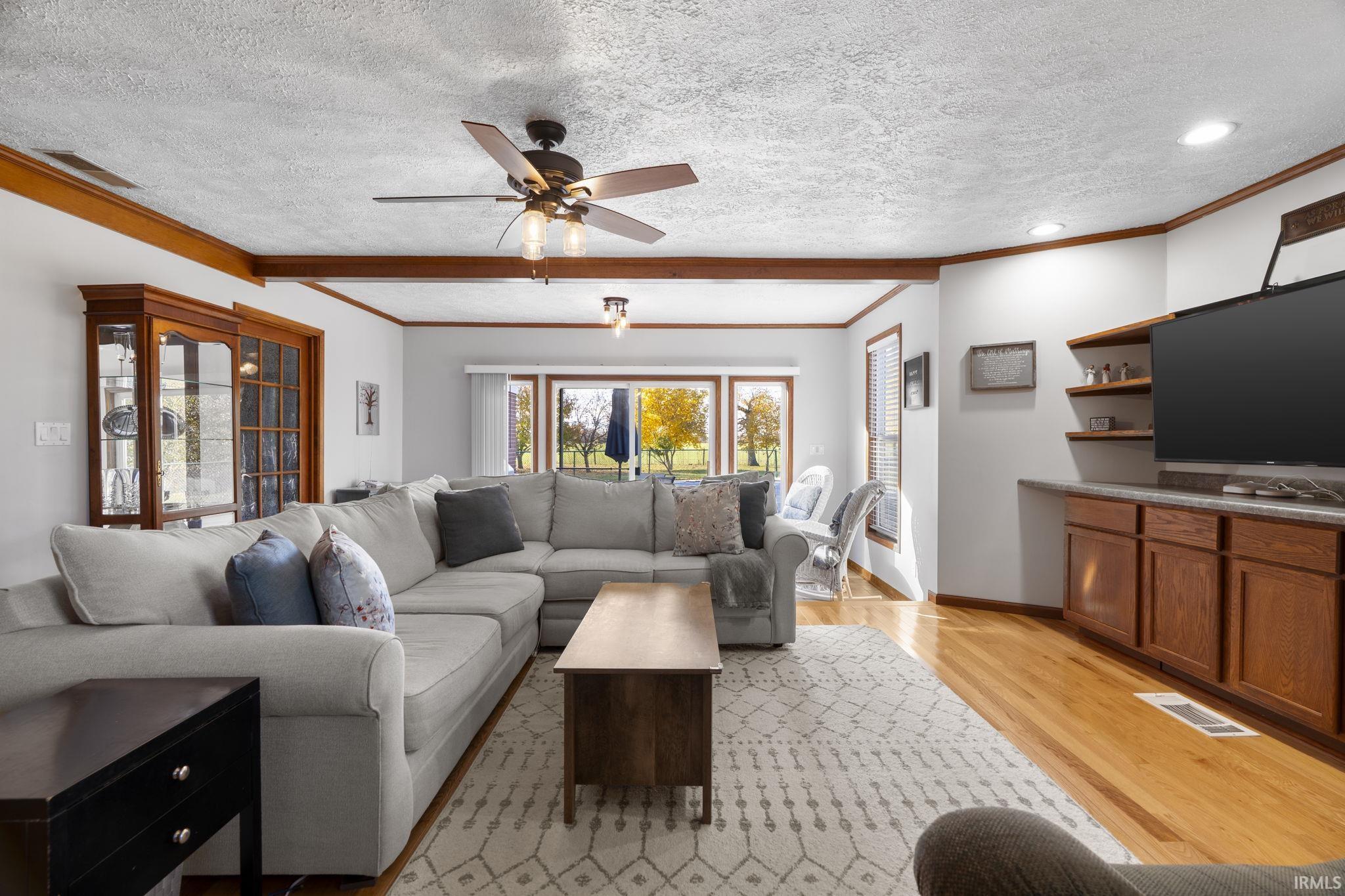 1323 Locust Place