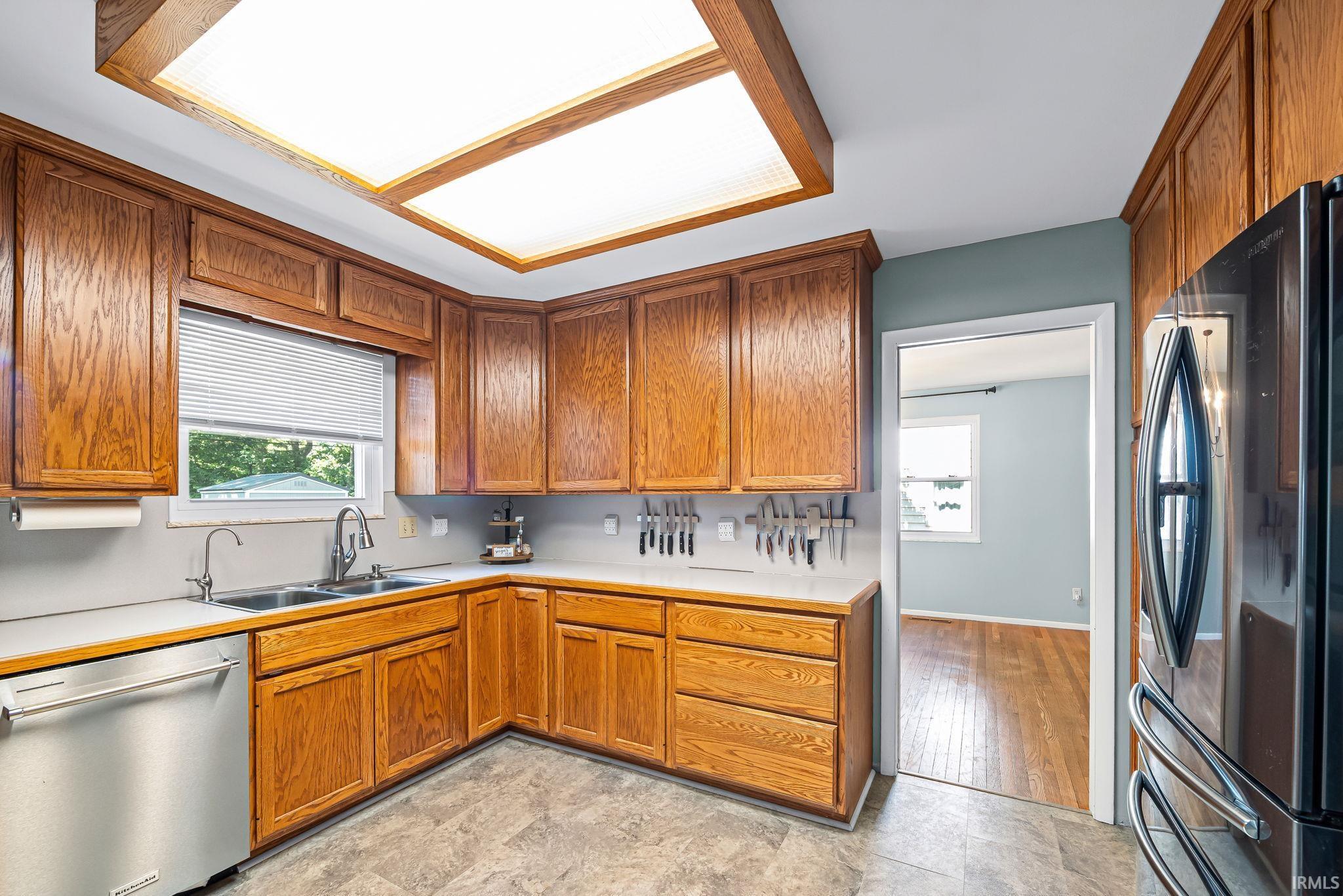 2861 Linda W Lane