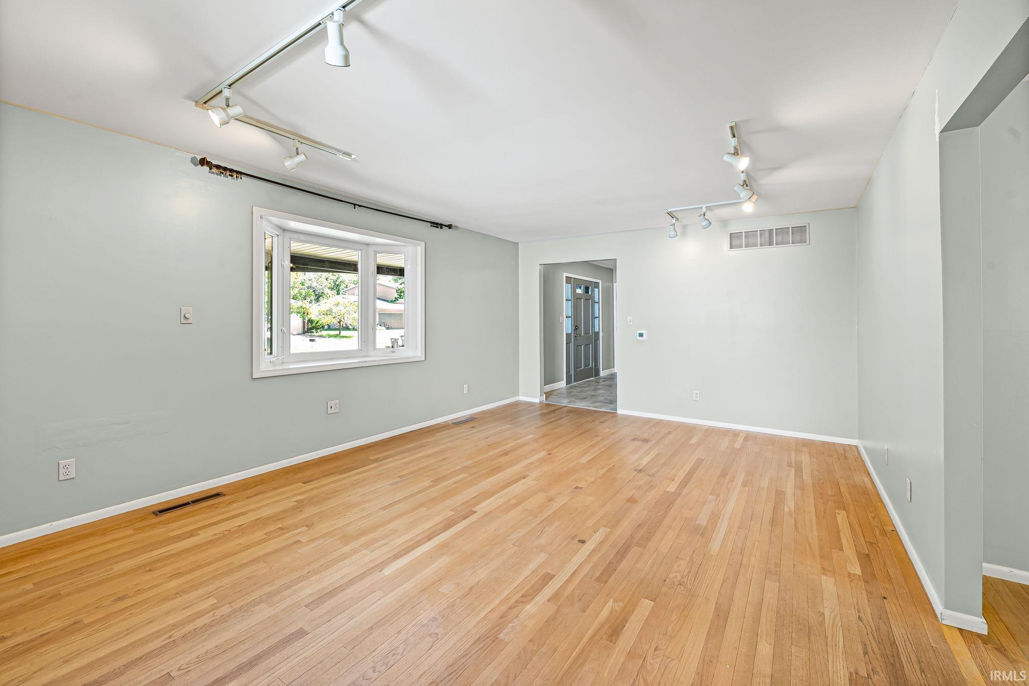 2861 Linda W Lane
