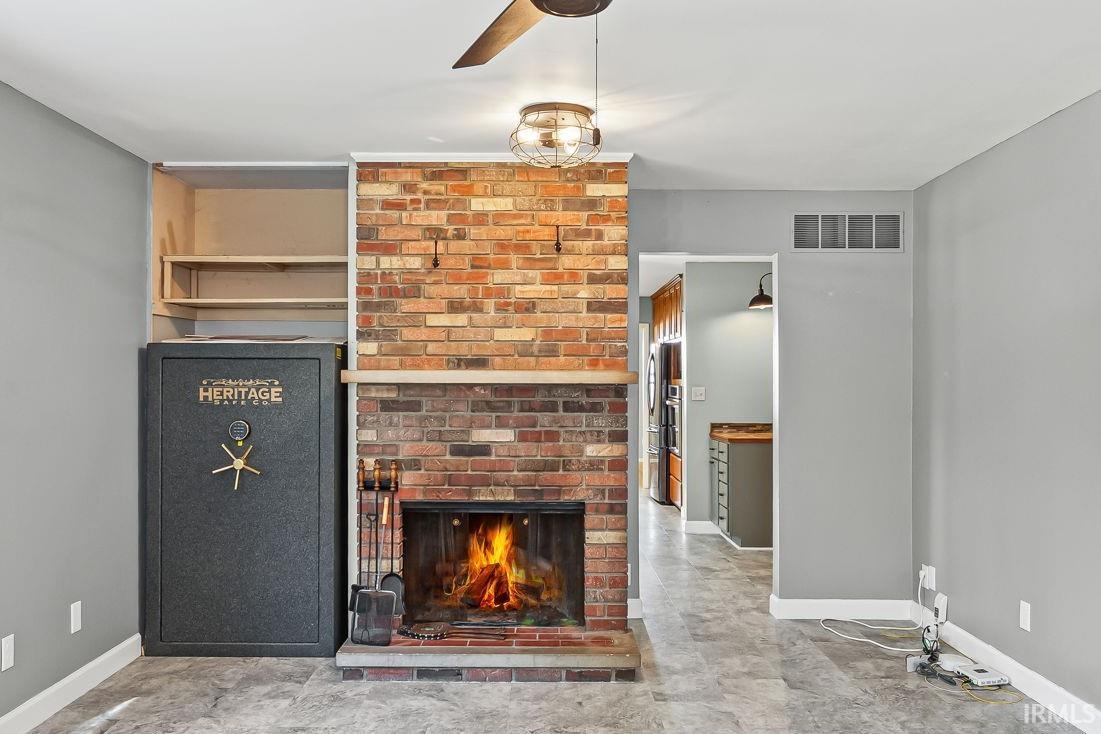 2861 Linda W Lane