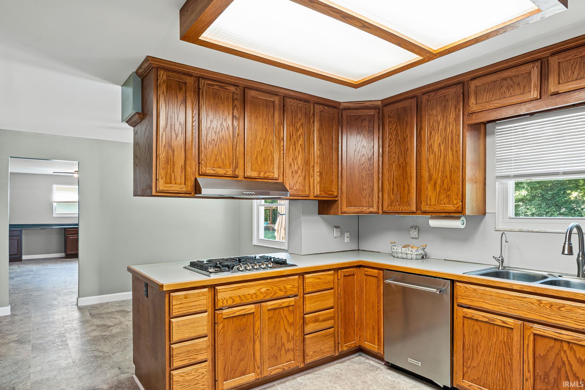 2861 Linda W Lane