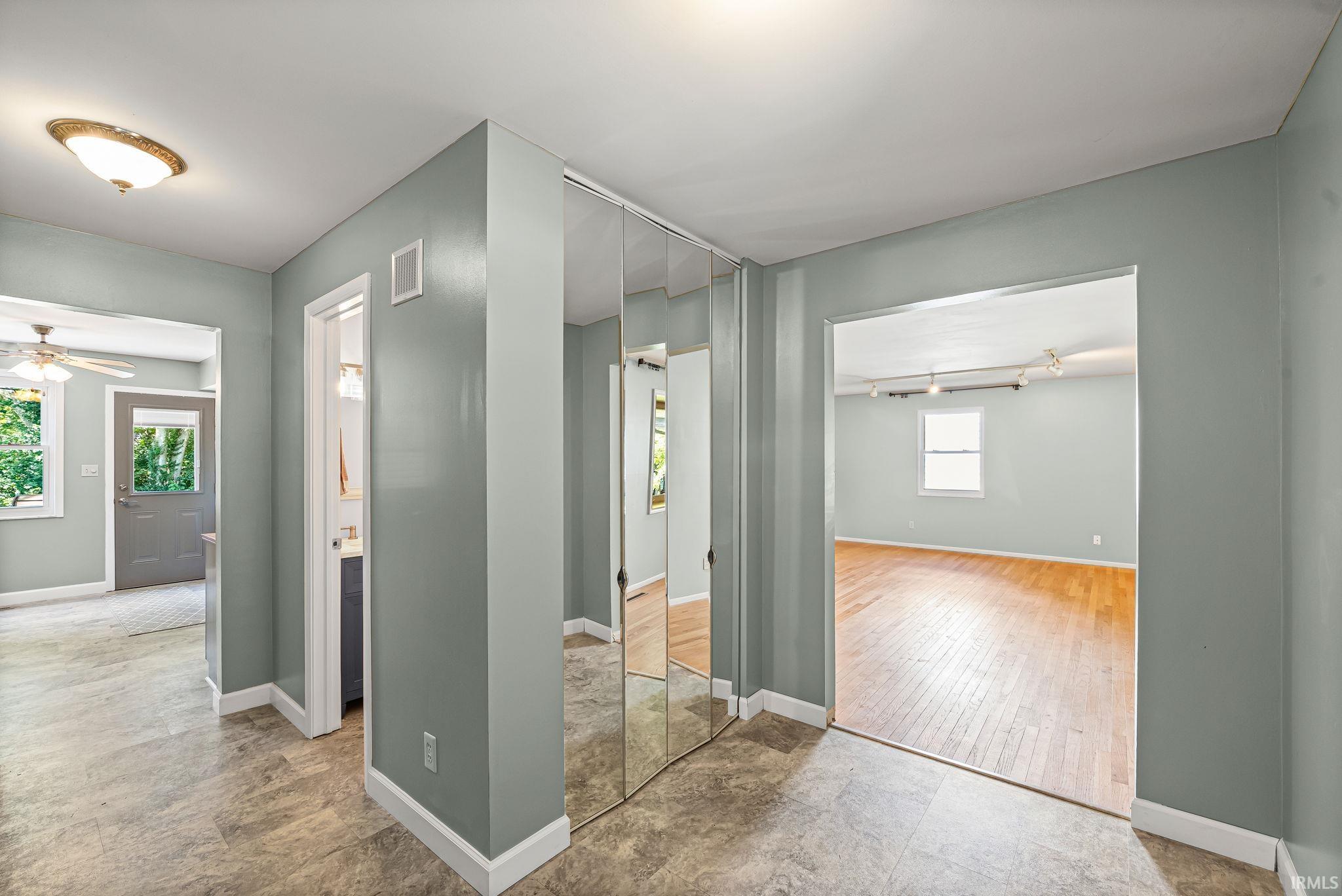 2861 Linda W Lane