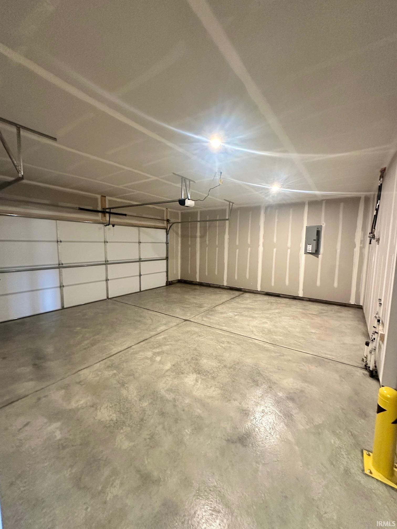 369 Wallingford (290 BLS) Street