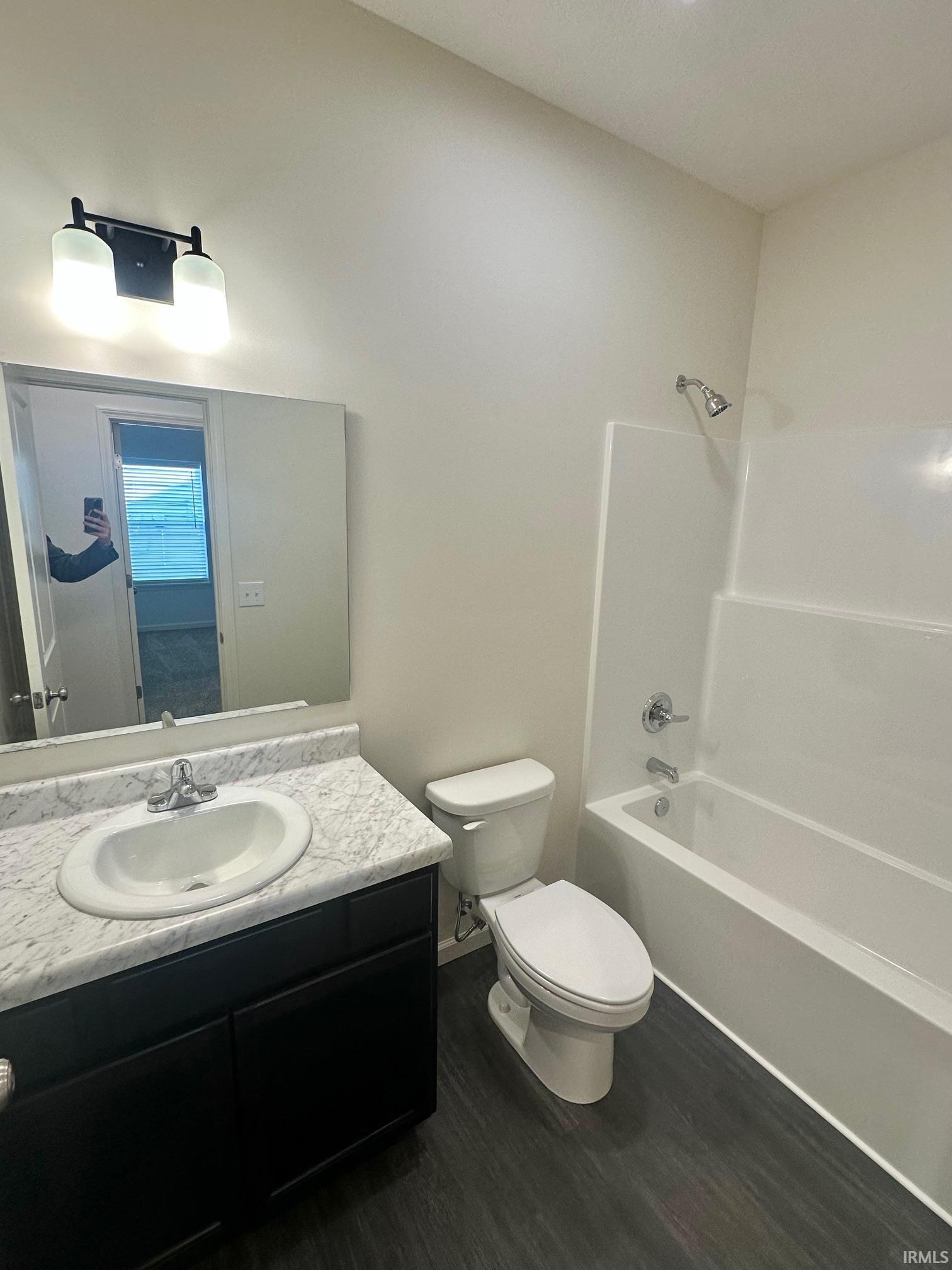 369 Wallingford (290 BLS) Street