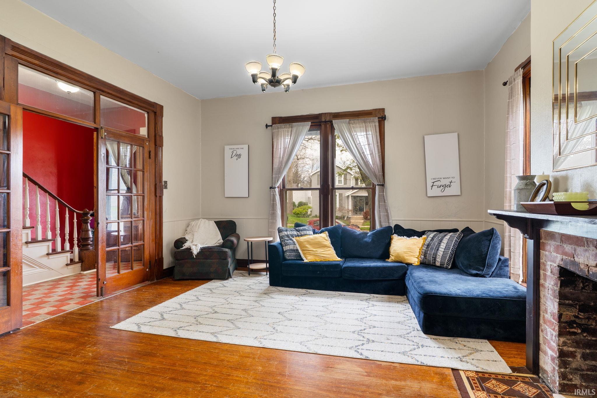 409 E Jefferson Street