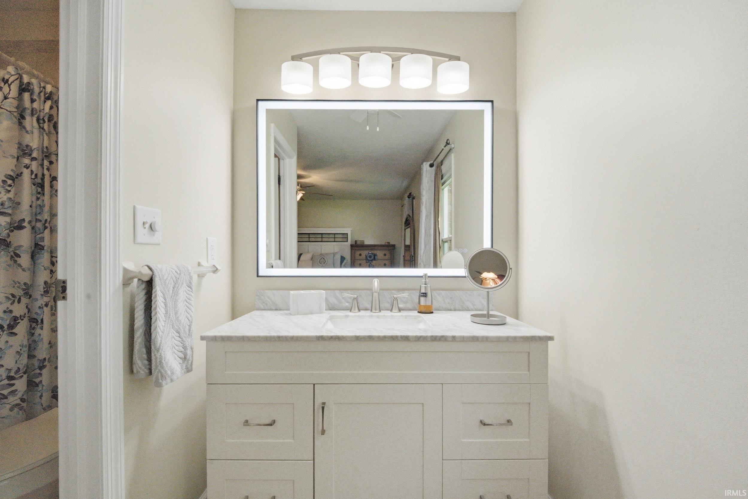 3011 Carriage Road