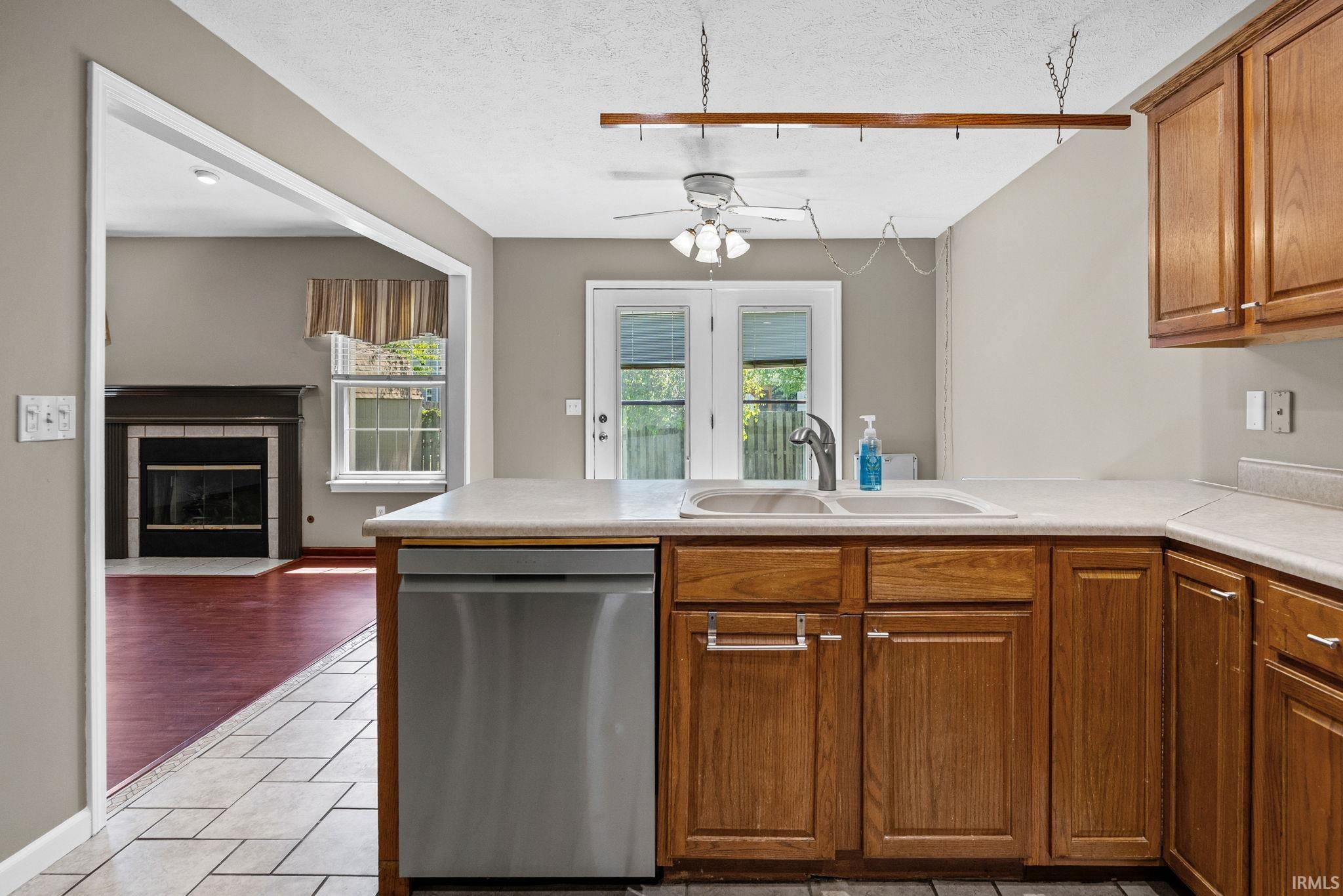 3305 Waverly Drive