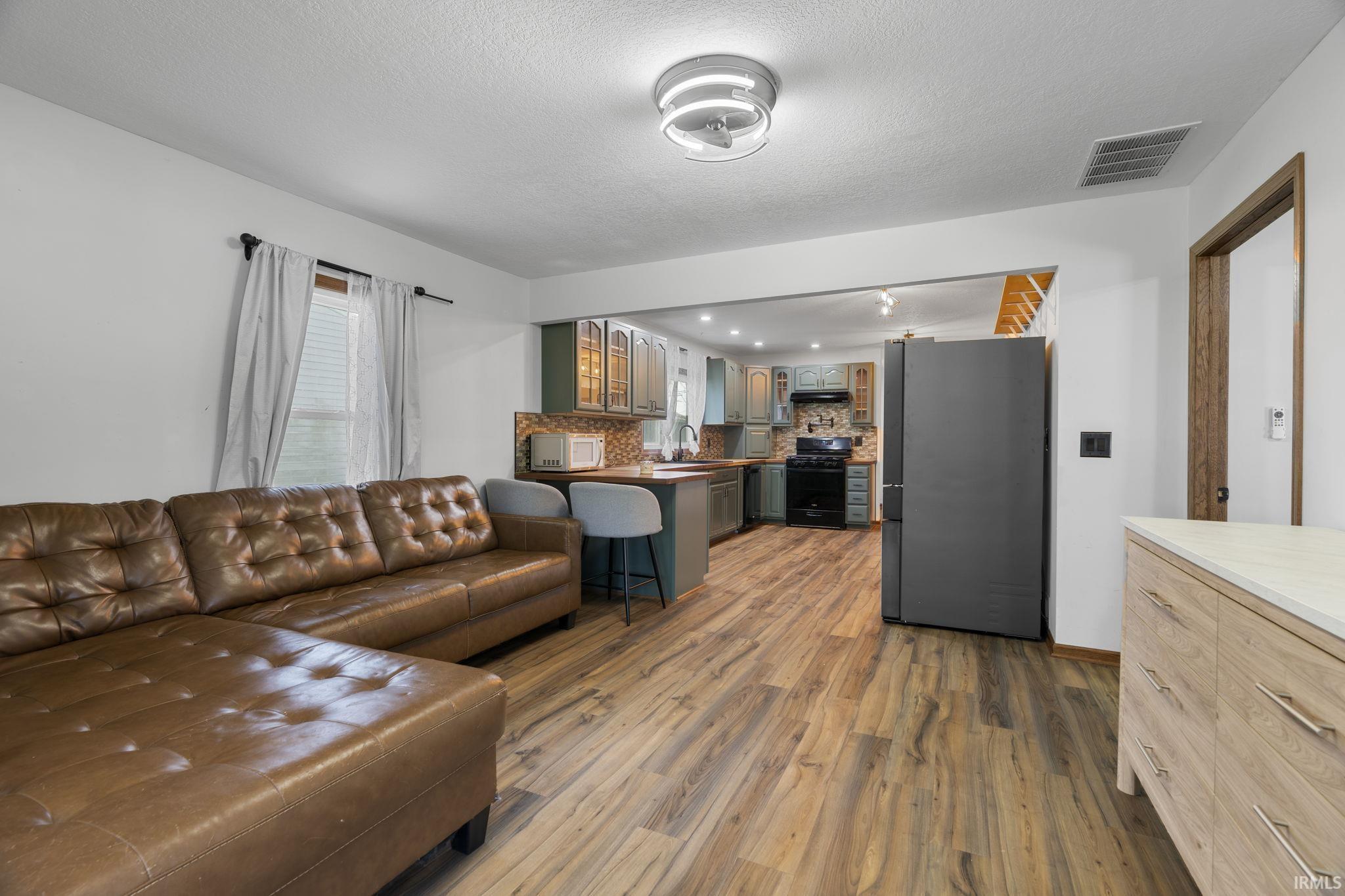 1303 S Locke Street
