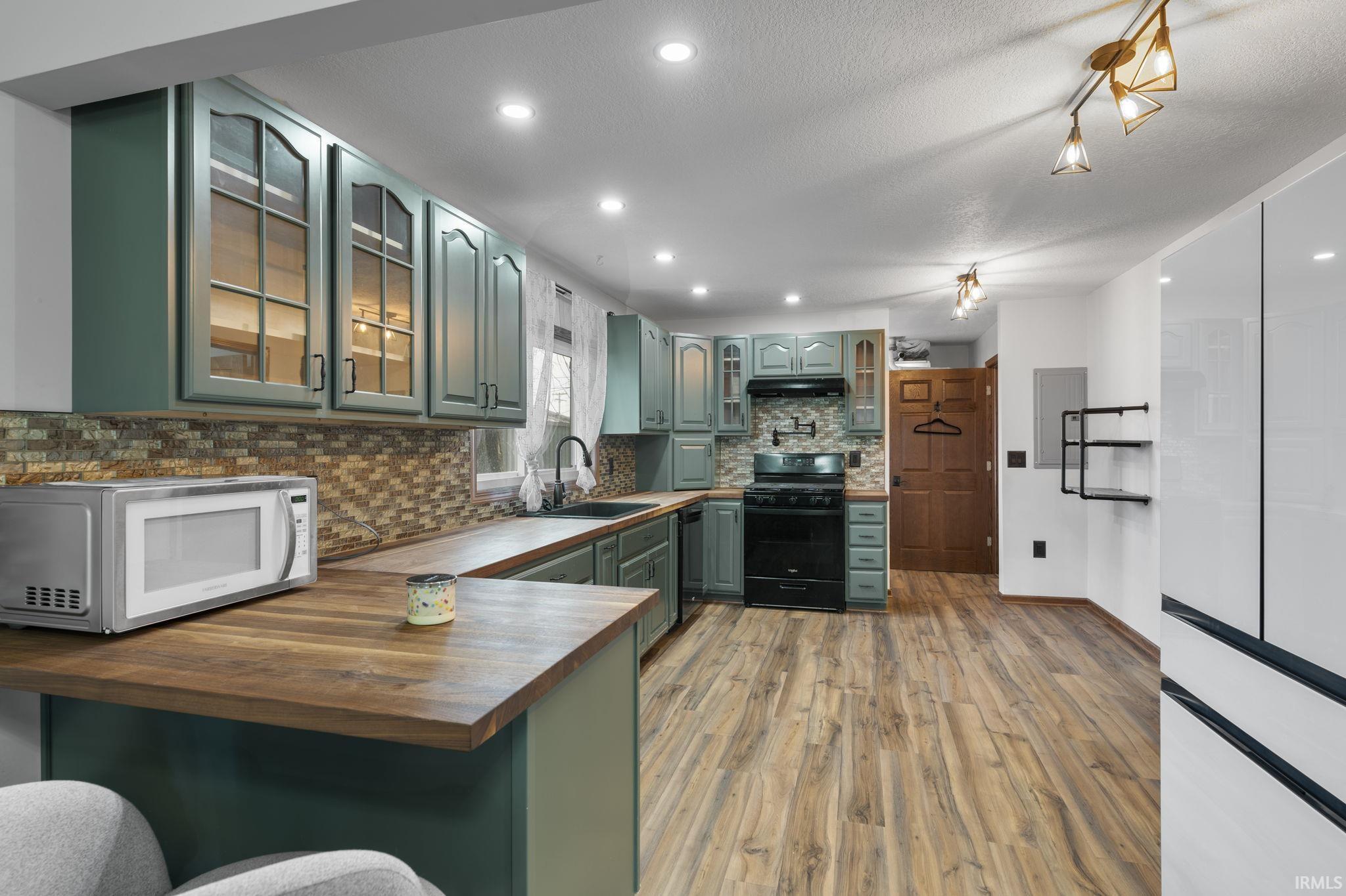 1303 S Locke Street