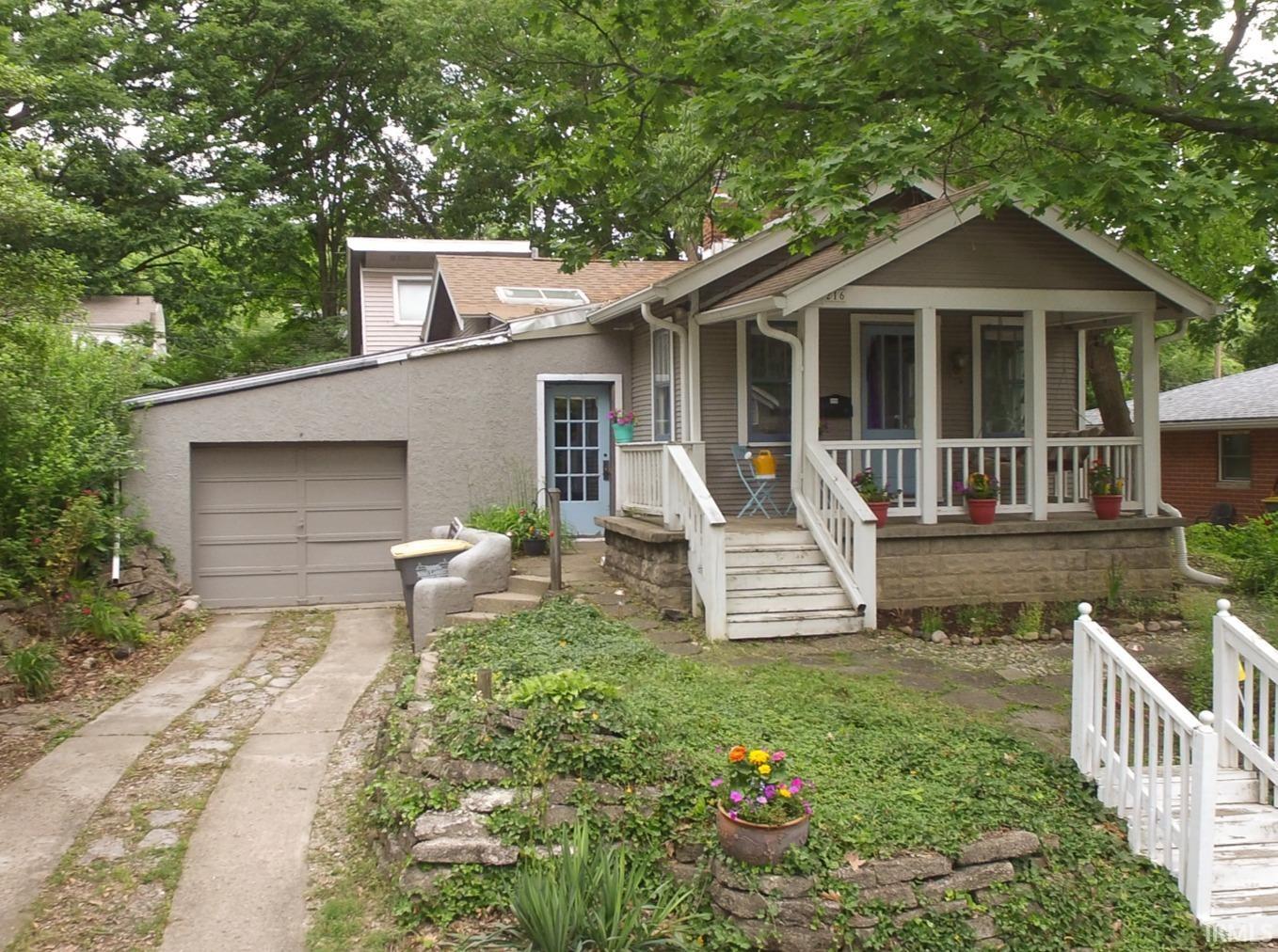 216 Dehart Street