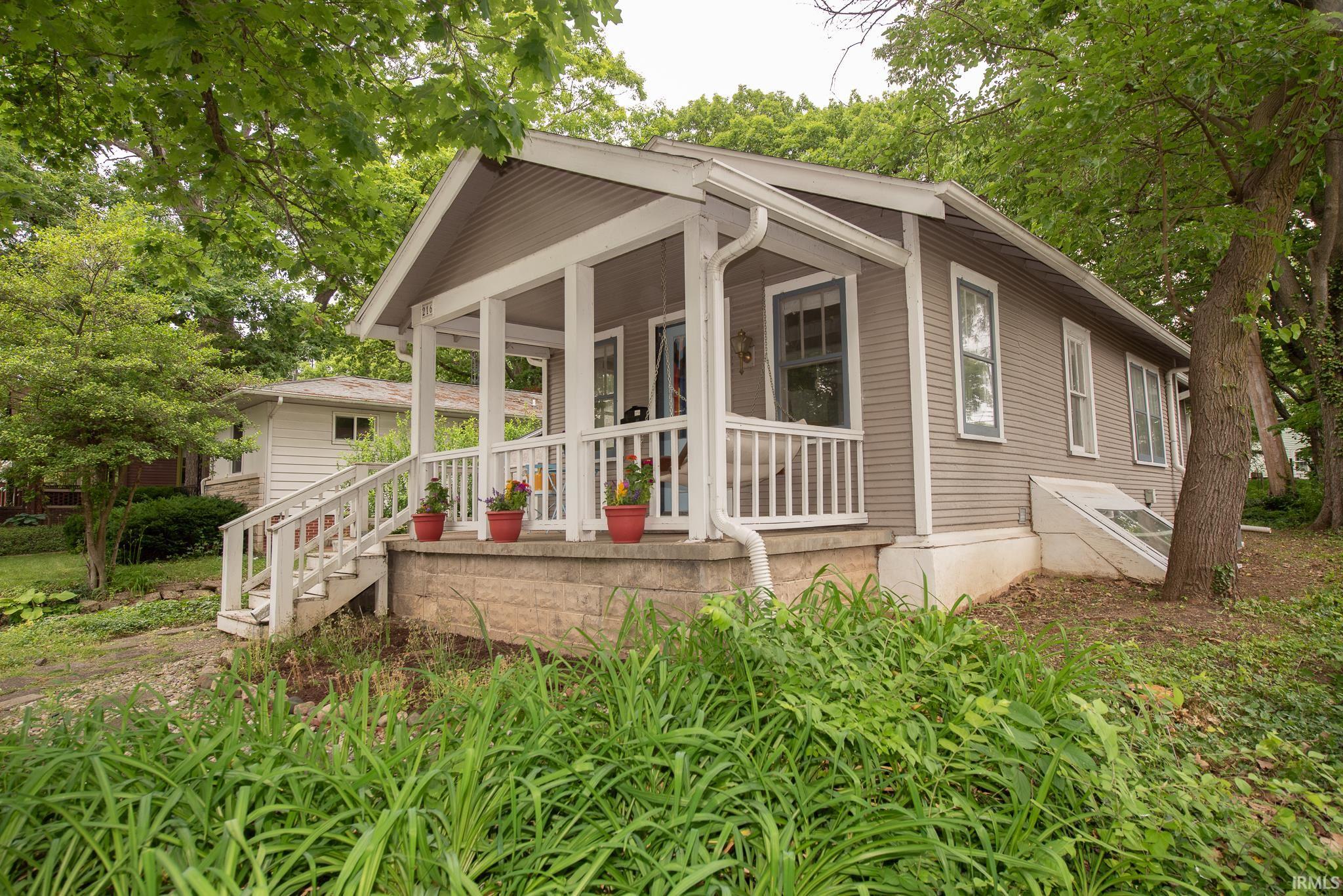 216 Dehart Street