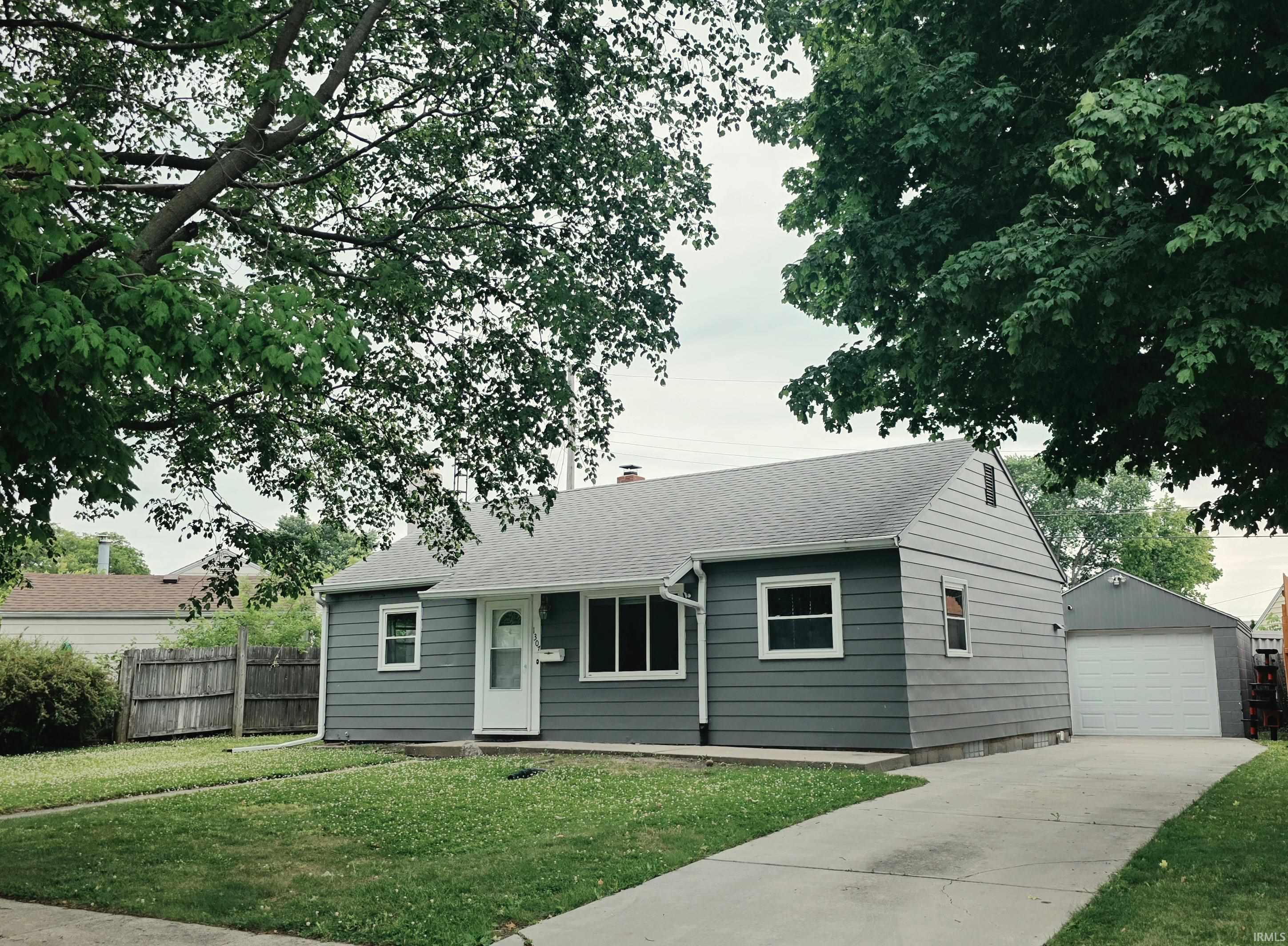 1307 S 28th Street