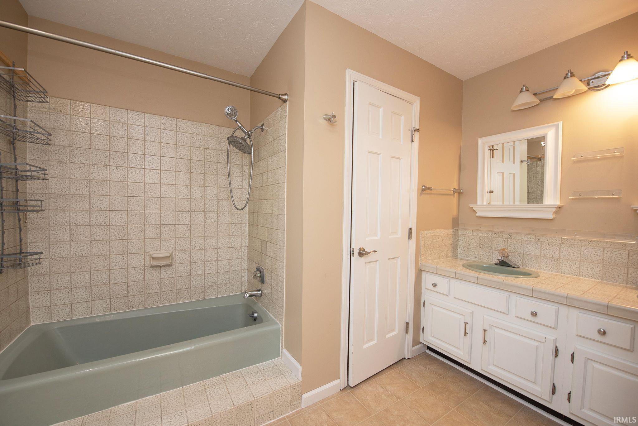 2326 Ellen Drive