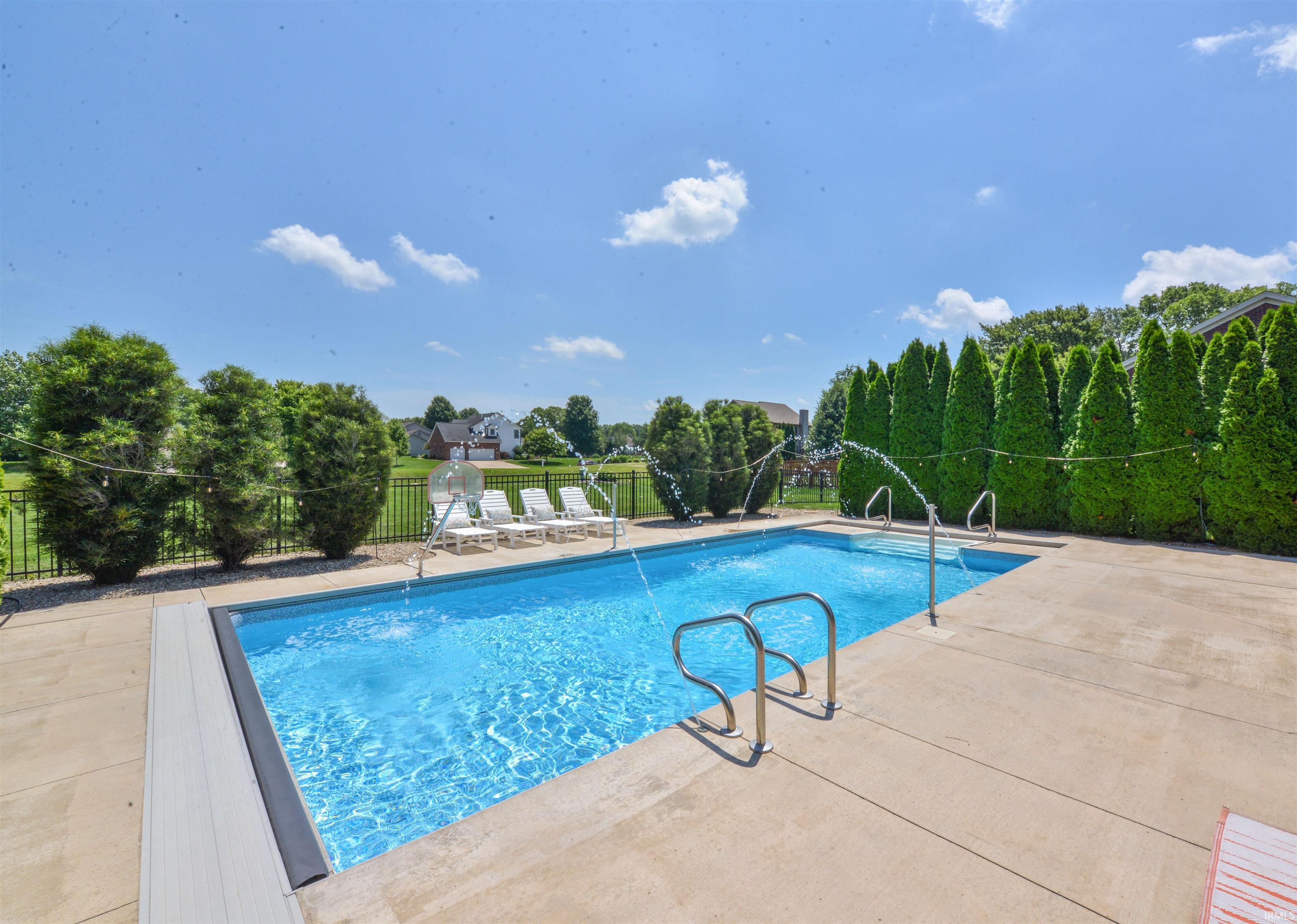 2509 Mar Ruth Drive