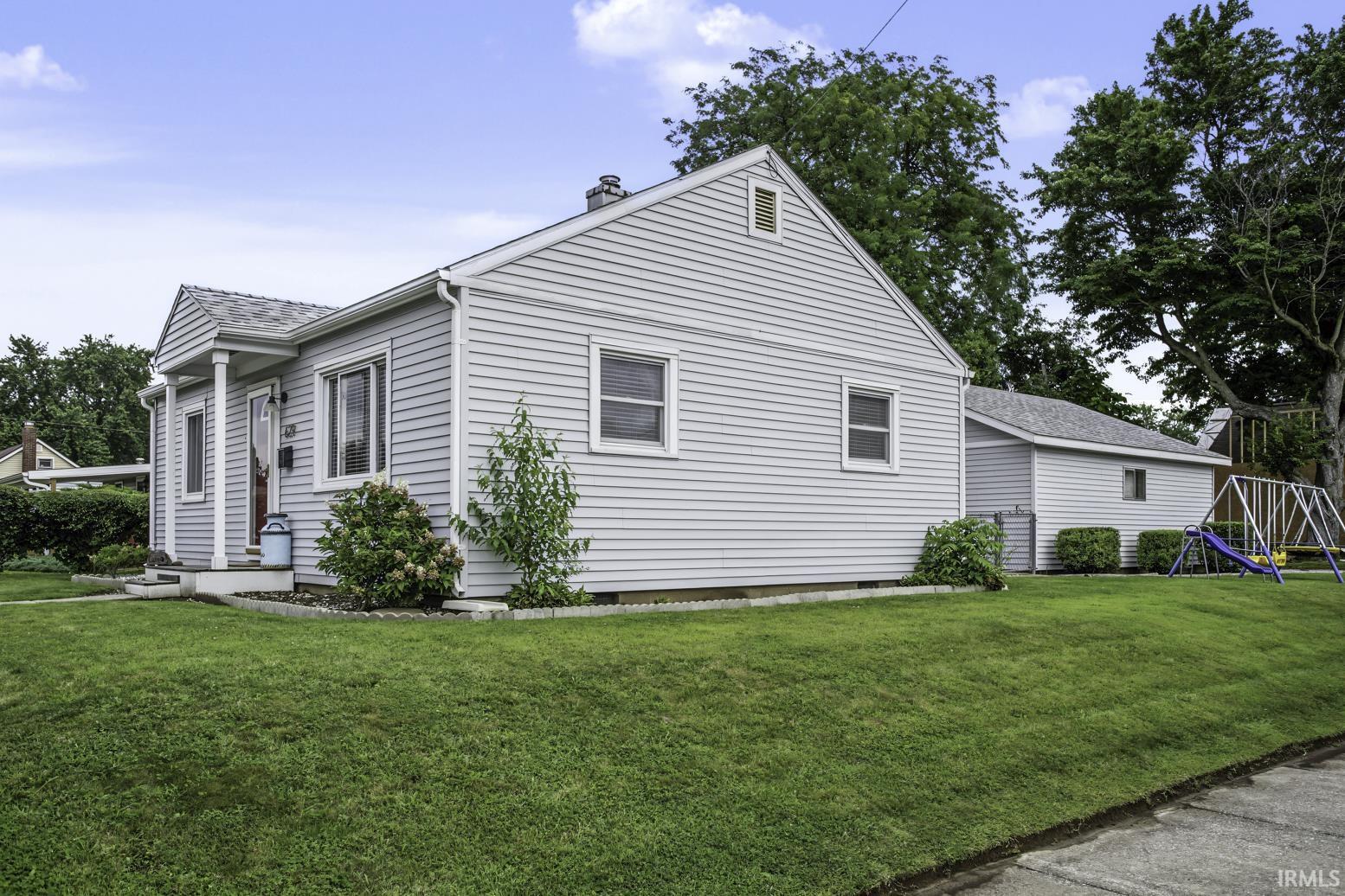 629 Maple Street
