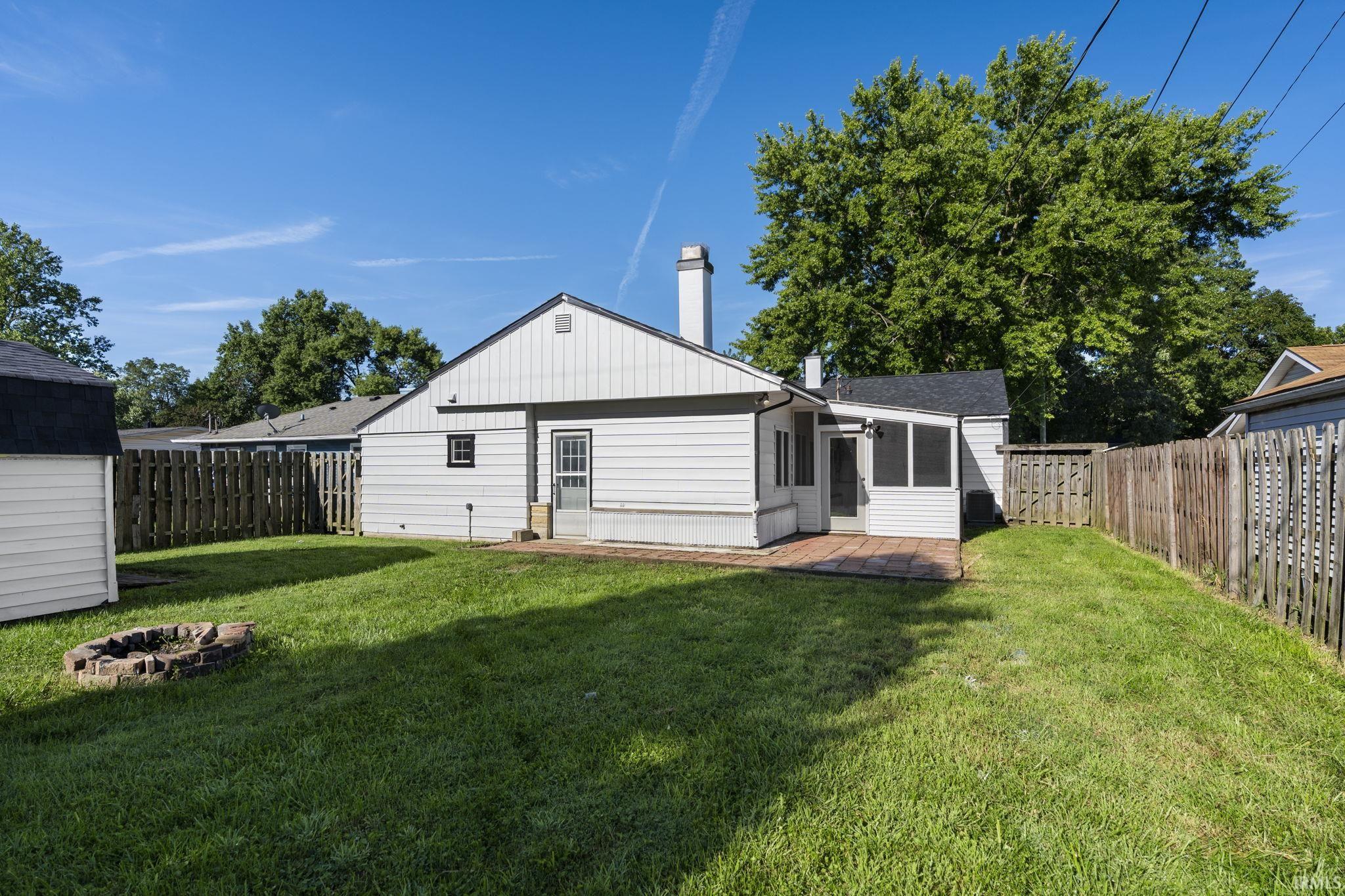 2421 Edgelea Drive