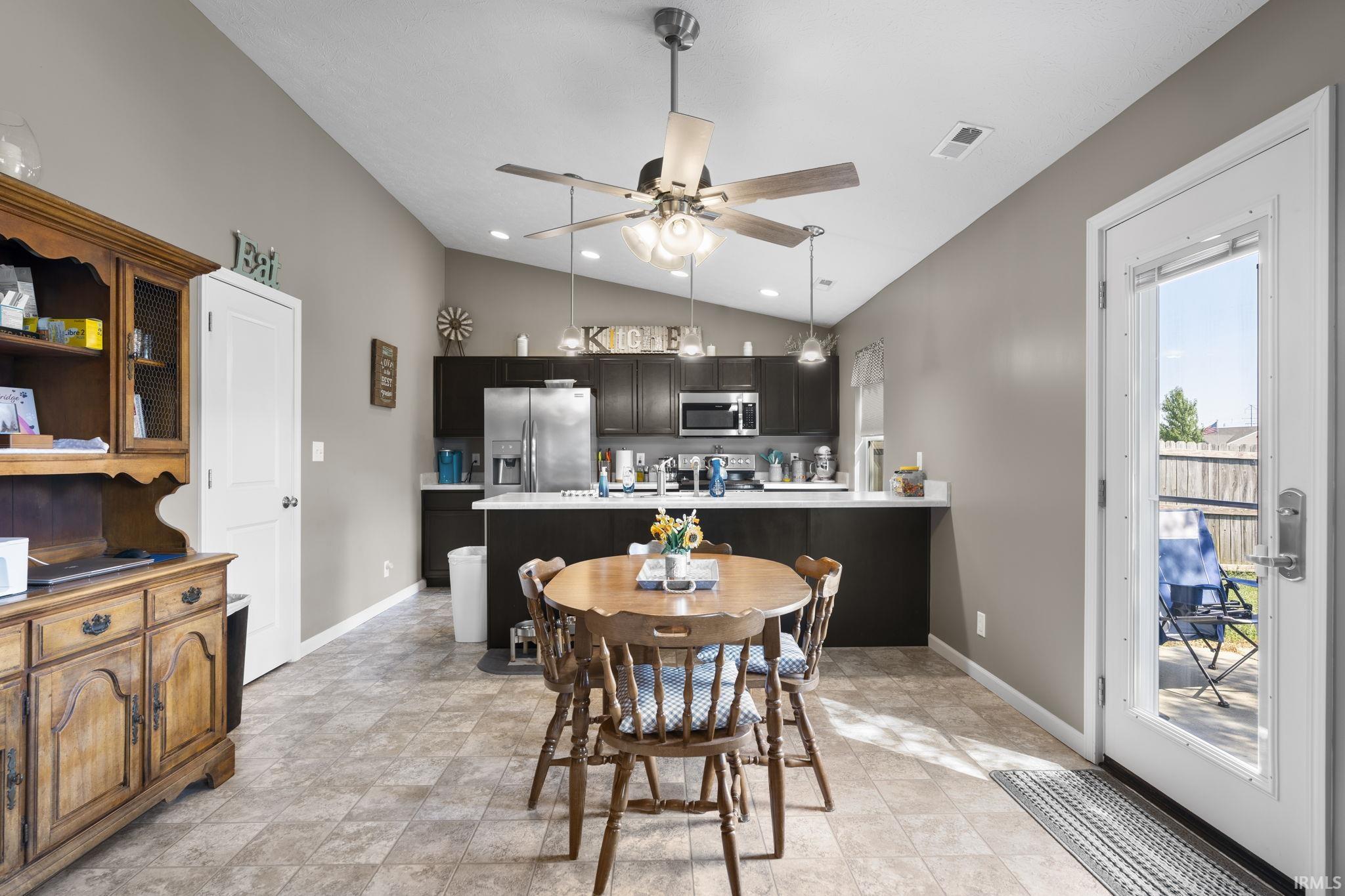 3007 Queencastle Drive