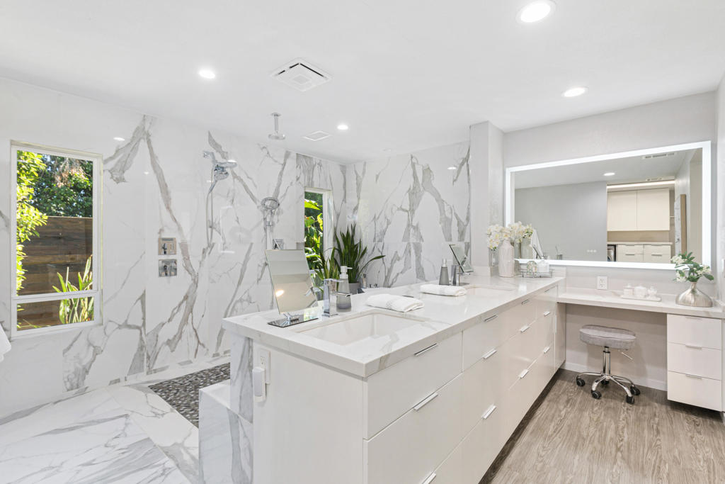 74155 Mockingbird Trail