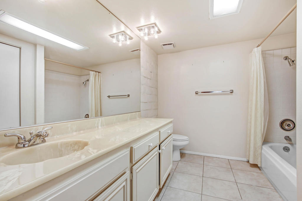 35703 Paseo Circulo E