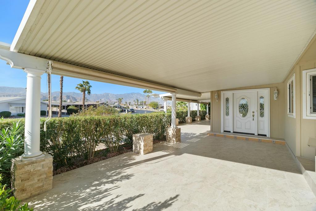 39138 Desert Greens Drive E