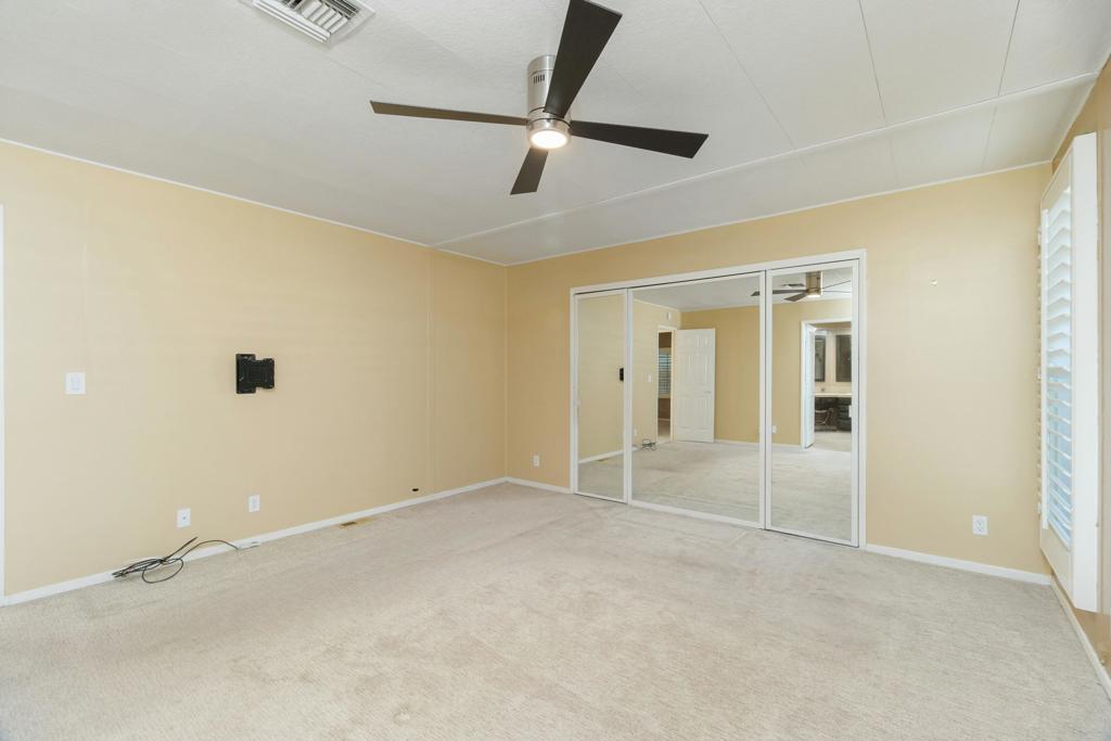 39138 Desert Greens Drive E