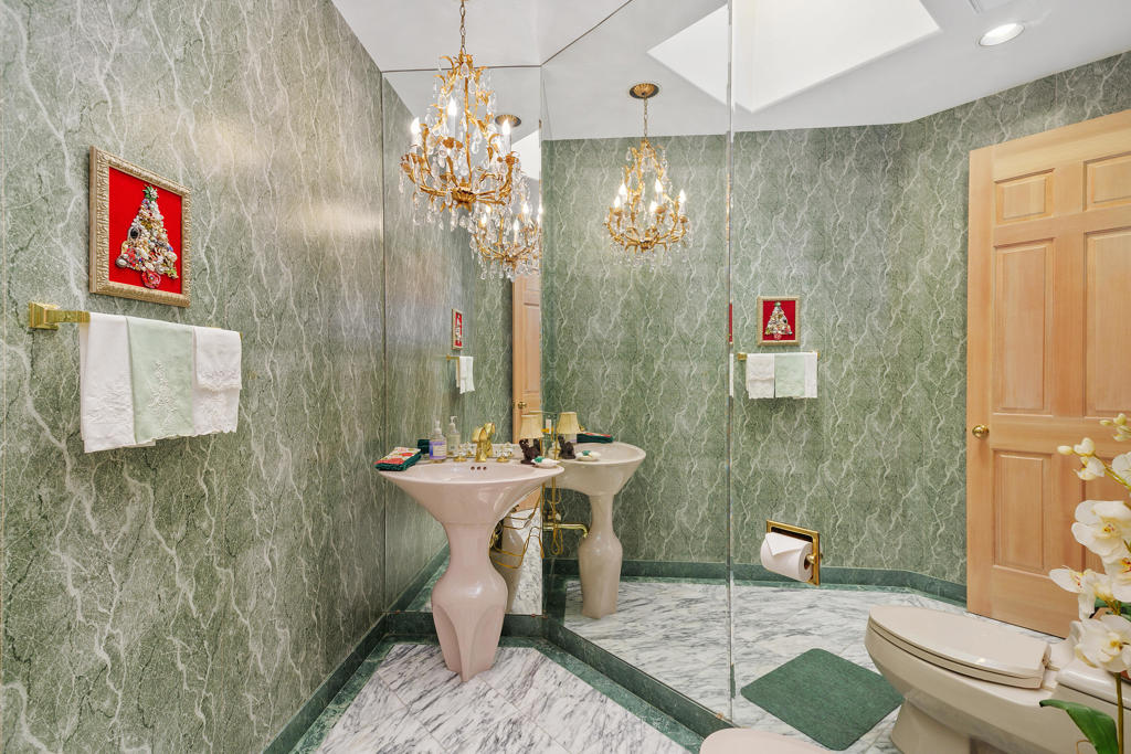 346 Crest Lake Drive