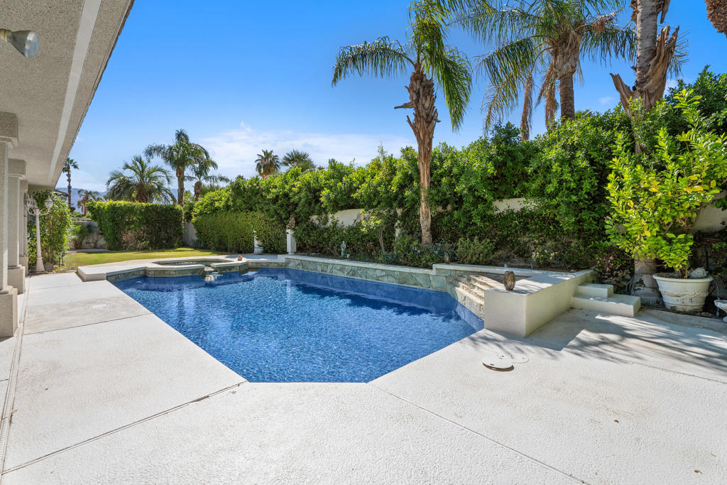 44375 Kings Canyon Lane