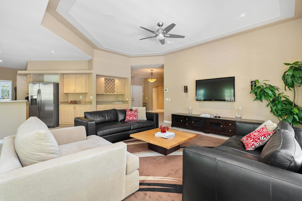 44375 Kings Canyon Lane