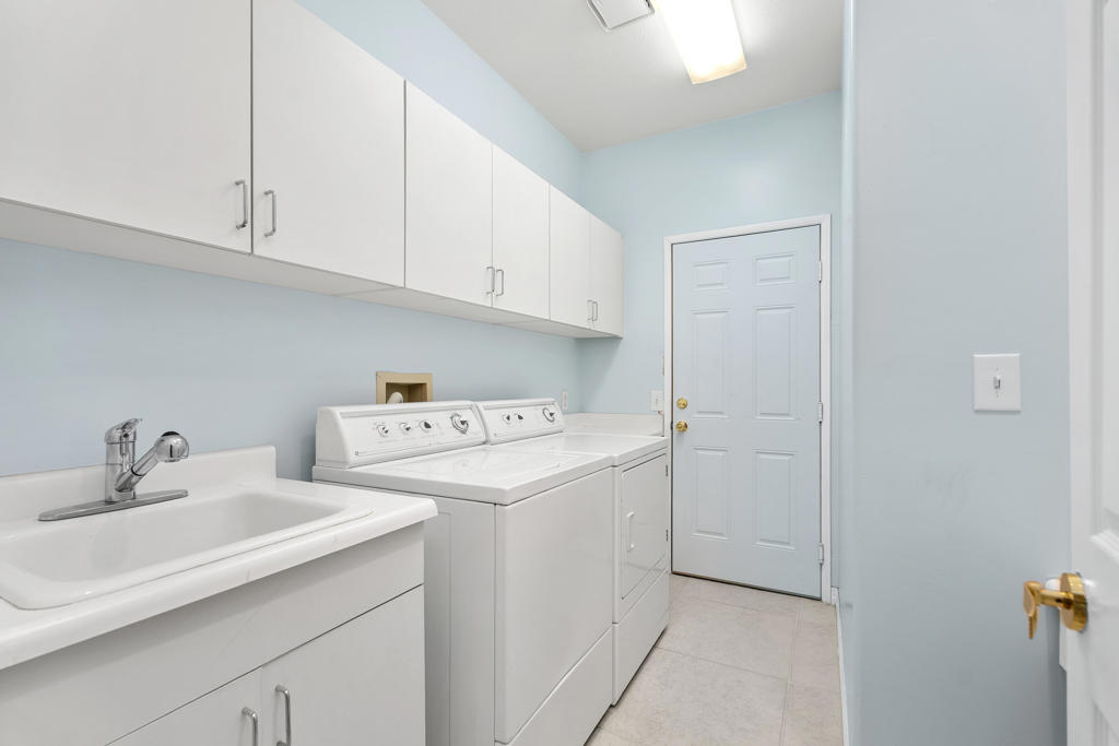 44375 Kings Canyon Lane