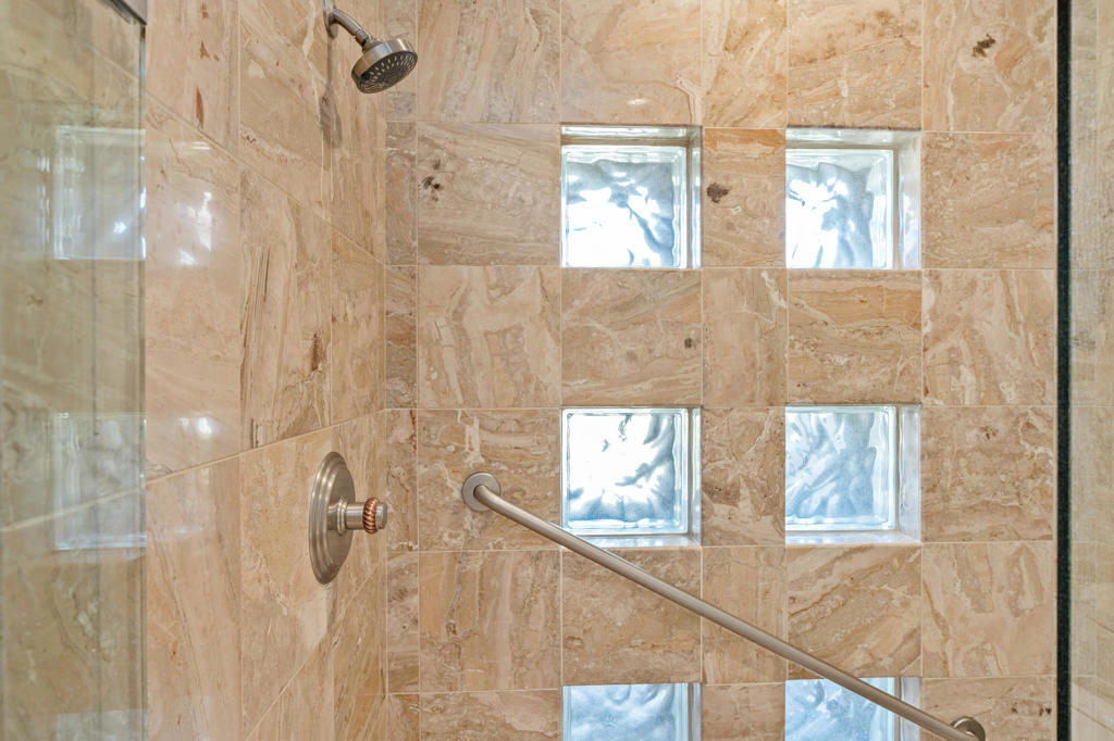 72885 Calle De La Silla