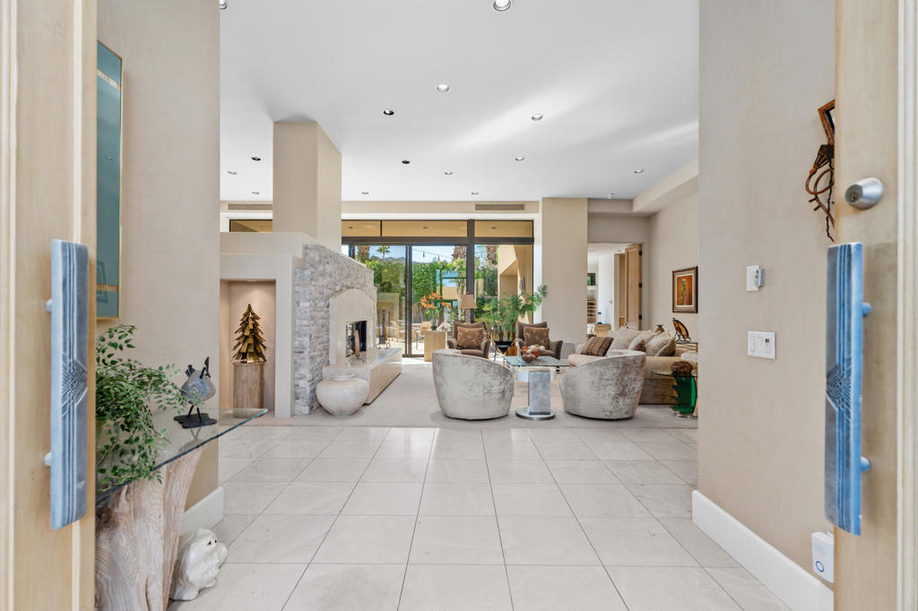 72885 Calle De La Silla