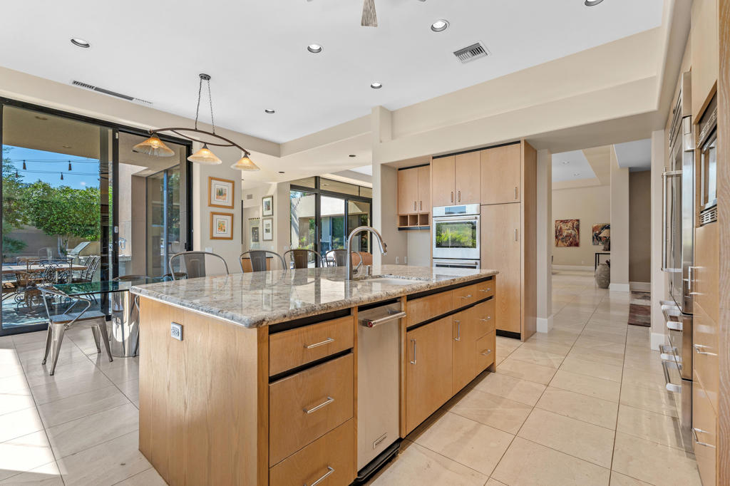 72885 Calle De La Silla