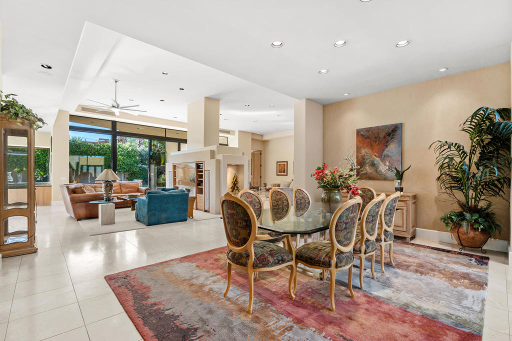 72885 Calle De La Silla