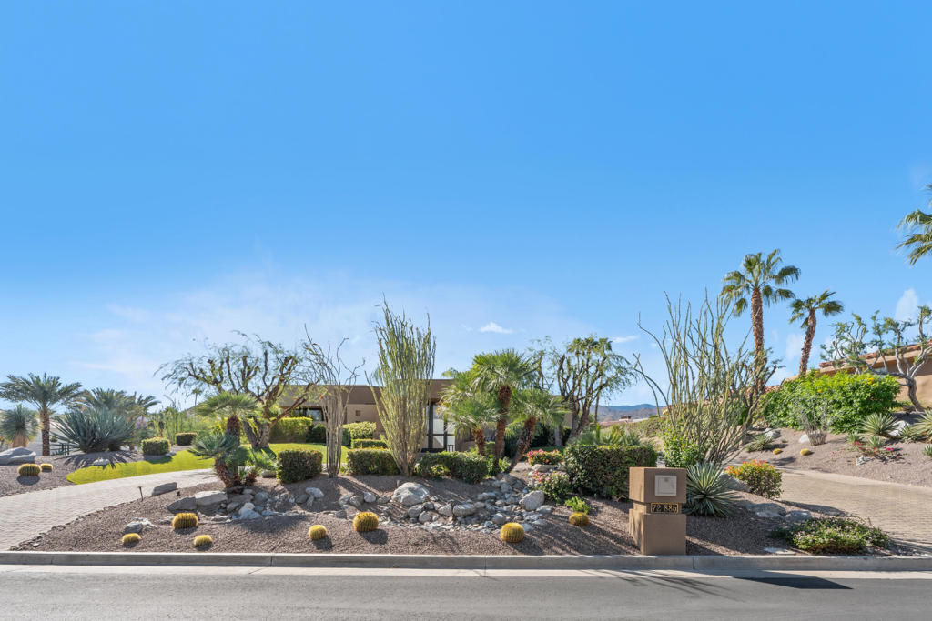 72885 Calle De La Silla