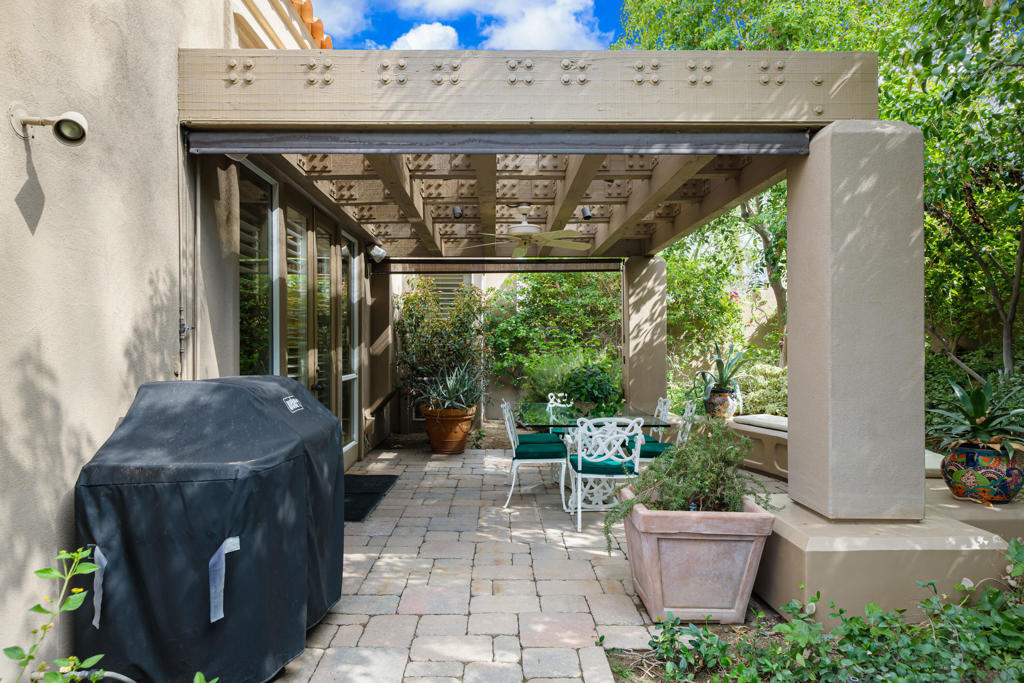 48285 Monterra Circle W